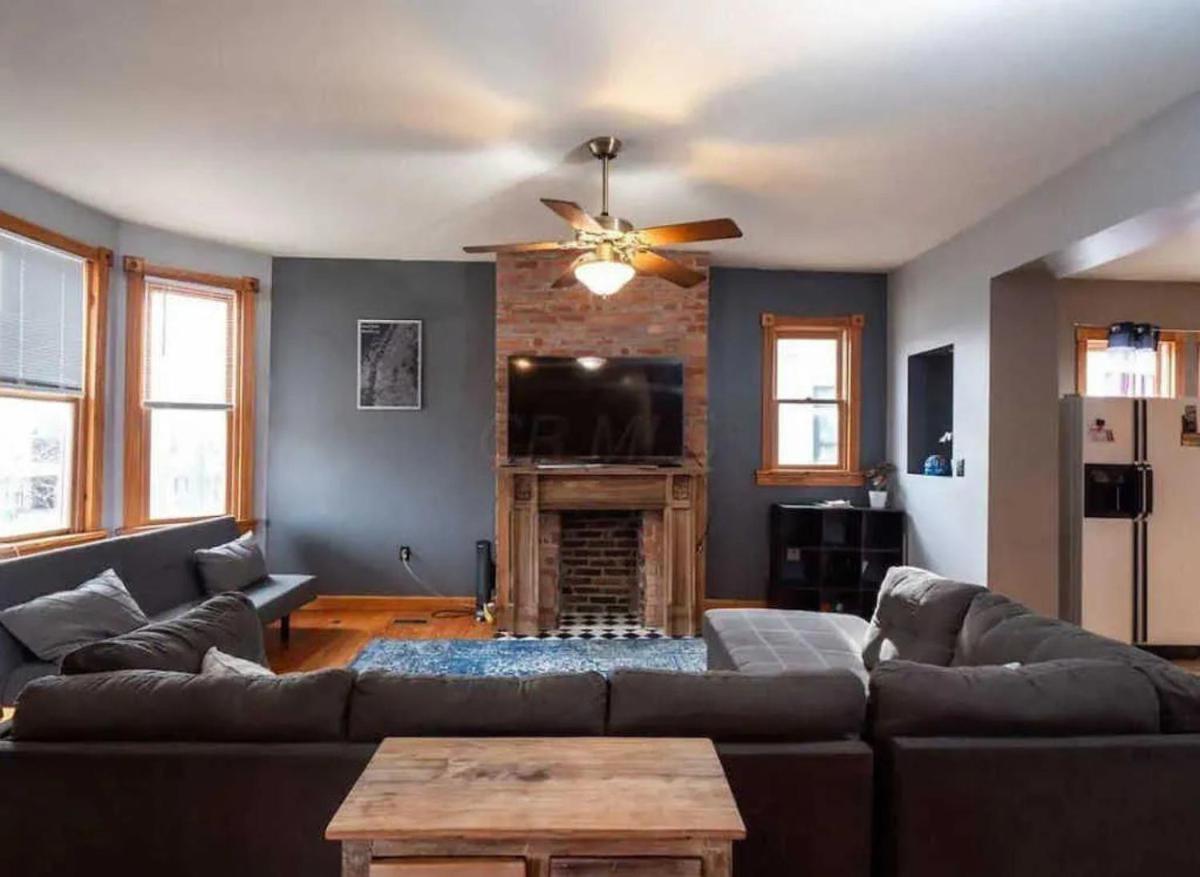 Jungle House Columbus Short North Downtown Free Parking - Near Convention Center & Nationwide Arena - 4BR Luxury Home - Sleeps 14 - Over 5,800 Five Star St