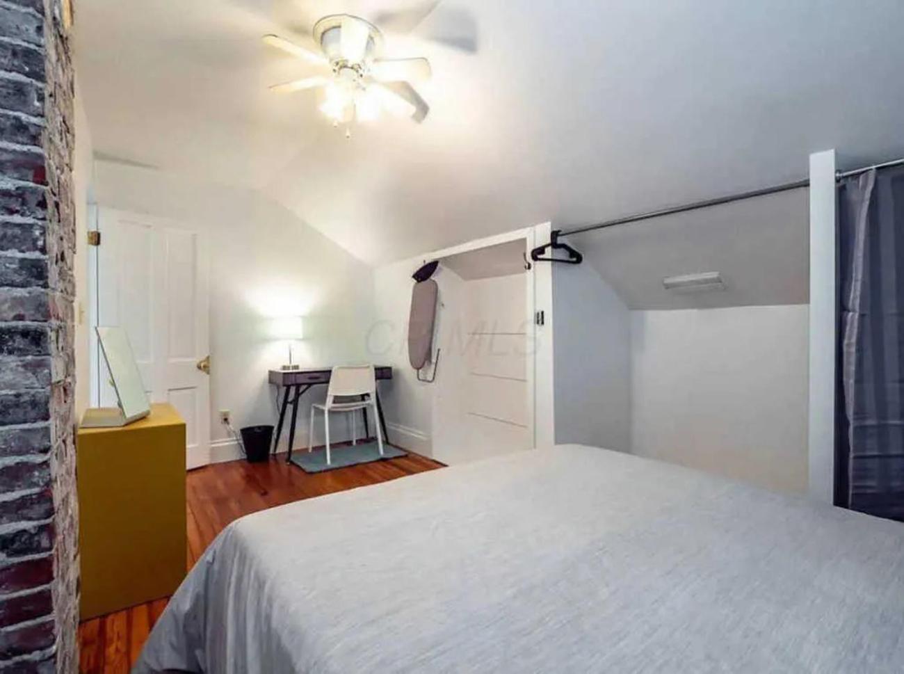 Jungle House Columbus Short North Downtown Free Parking - Near Convention Center & Nationwide Arena - 4BR Luxury Home - Sleeps 14 - Over 5,800 Five Star St