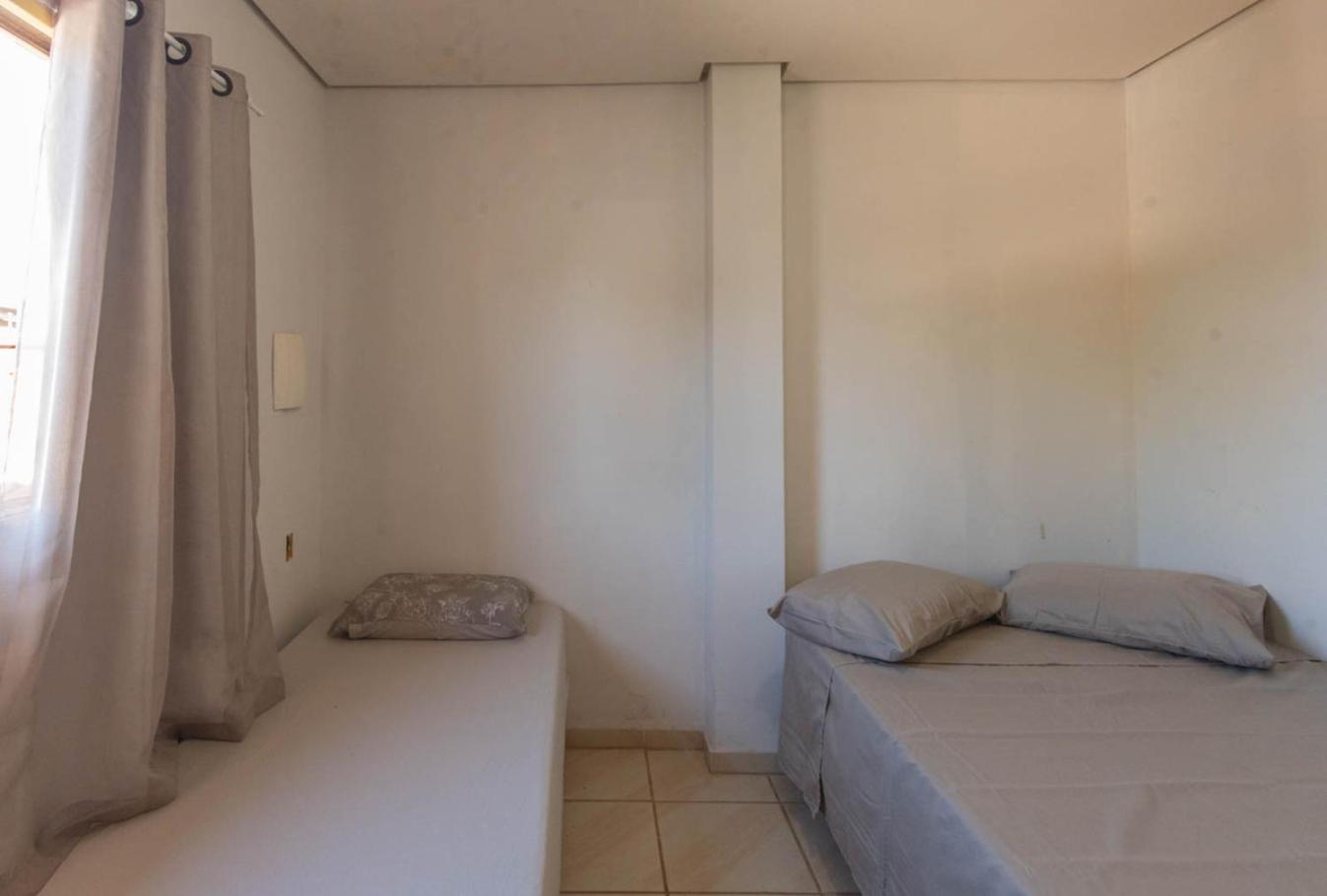 Casa com Piscina e Churrasqueira no Parque Fehr