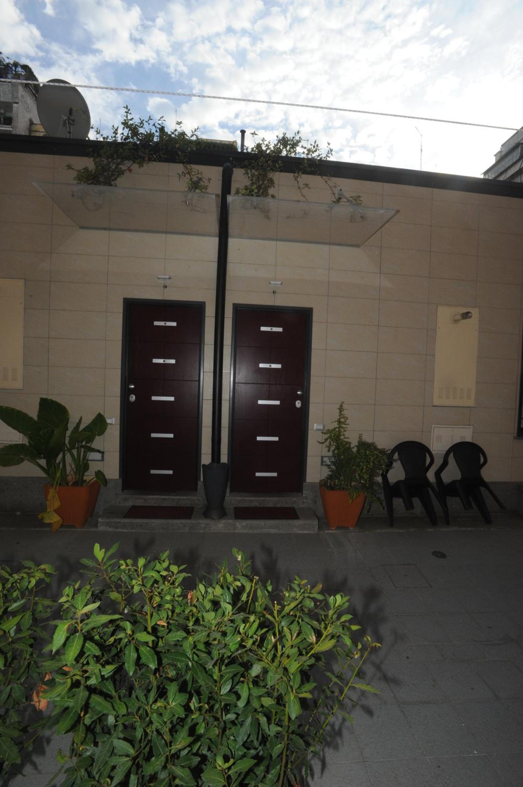 Kings Of Rome Apartments