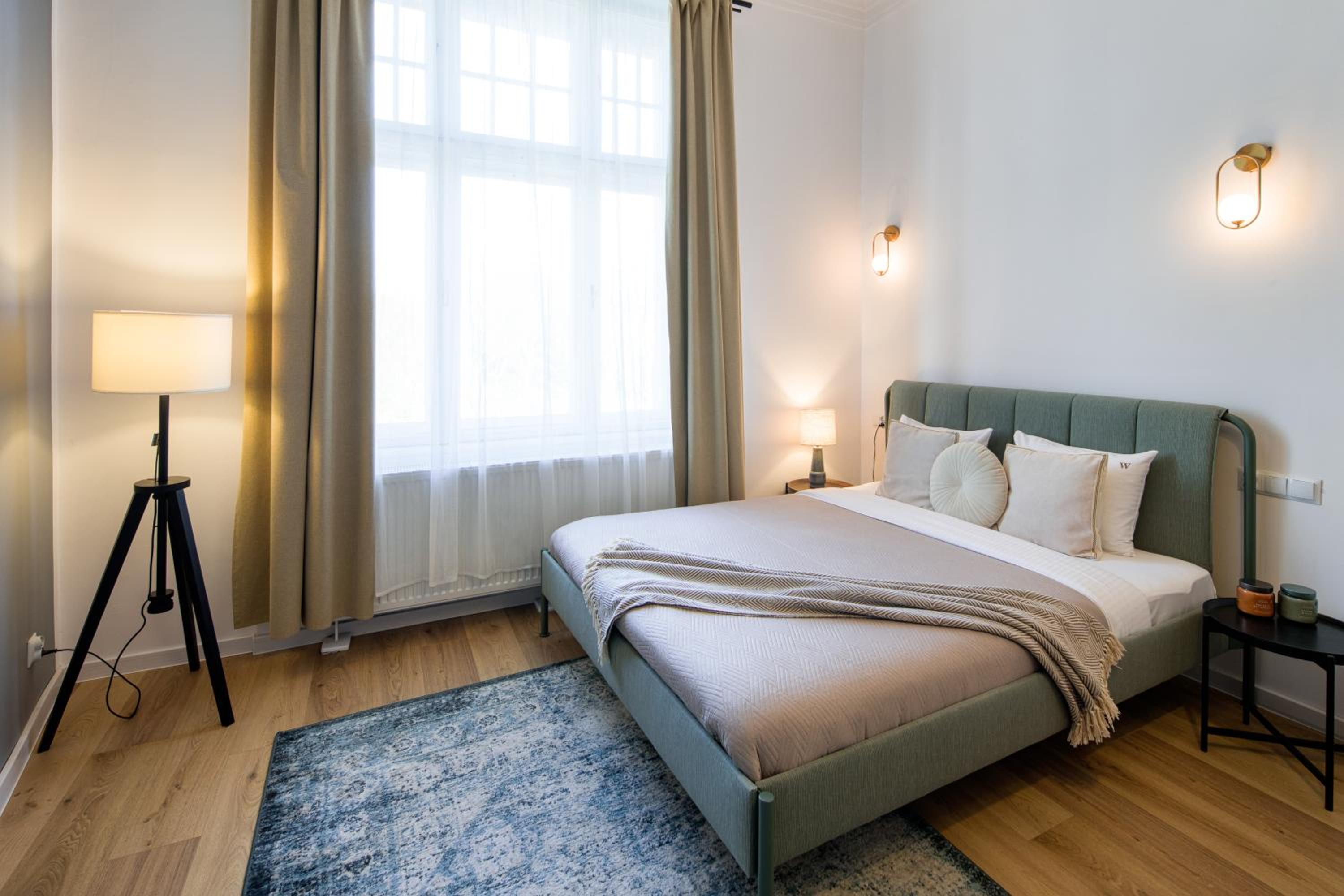 WAWELOVE Piłsudskiego - 3 bedroom apt. with balcony and free parking!