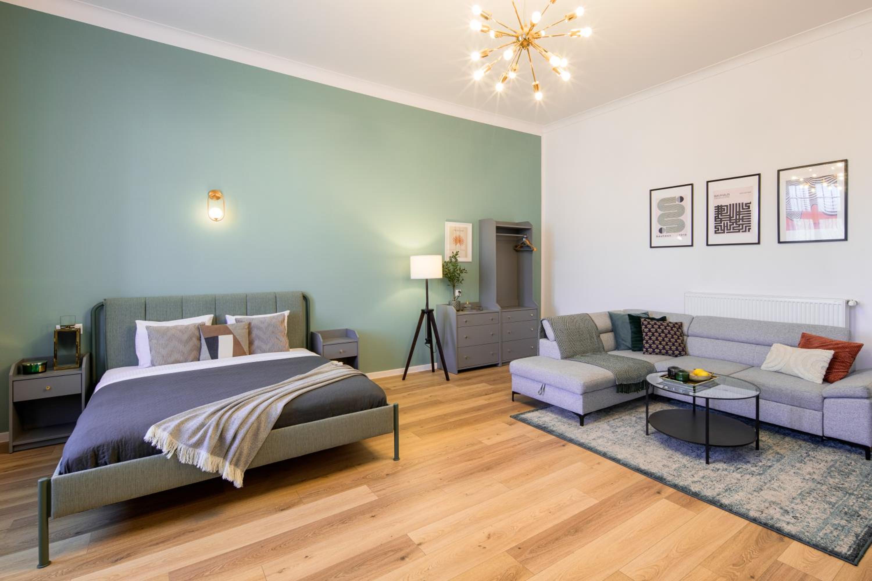 WAWELOVE Piłsudskiego - 3 bedroom apt. with balcony and free parking!