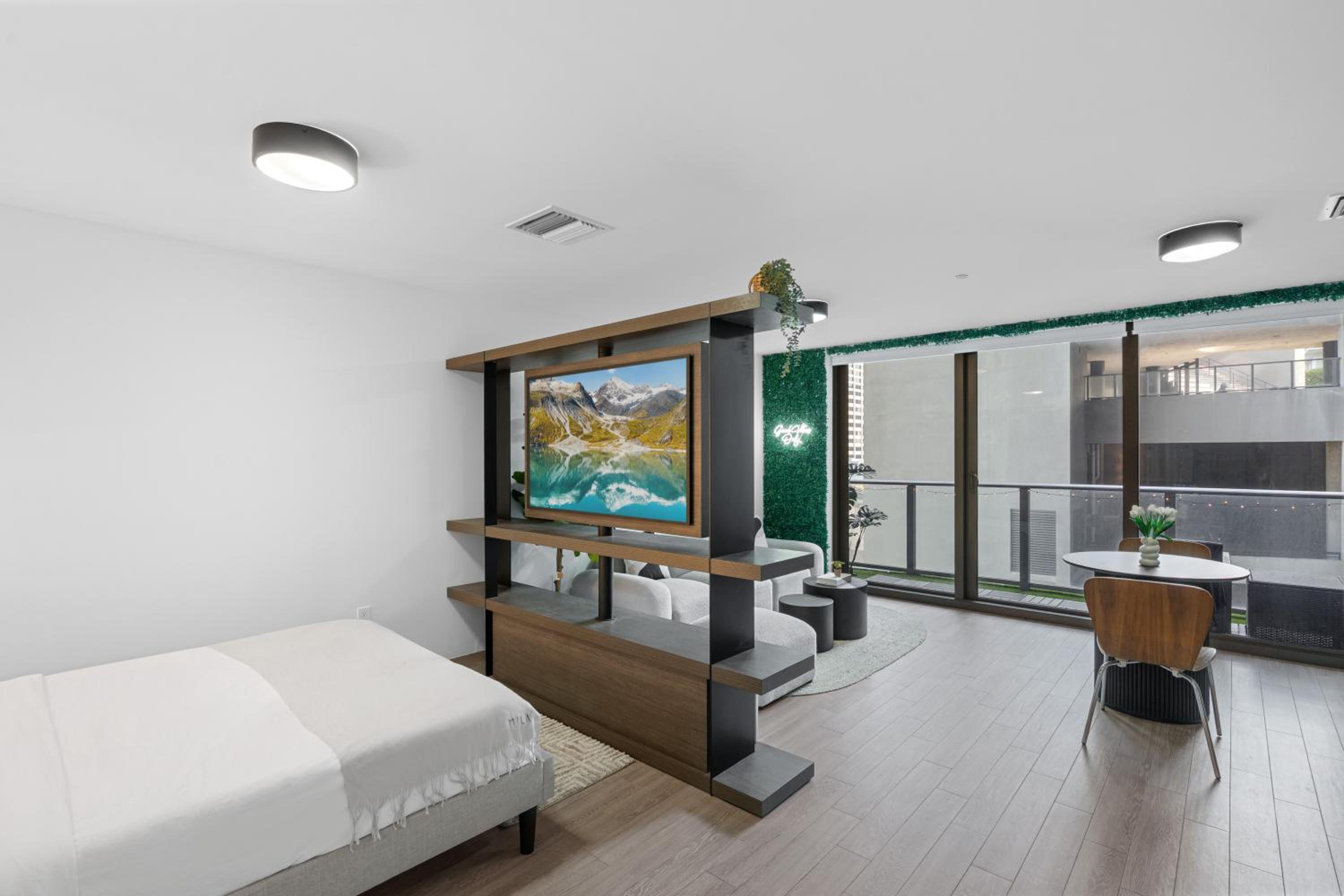 High-Rise Condo in Downtown Miami