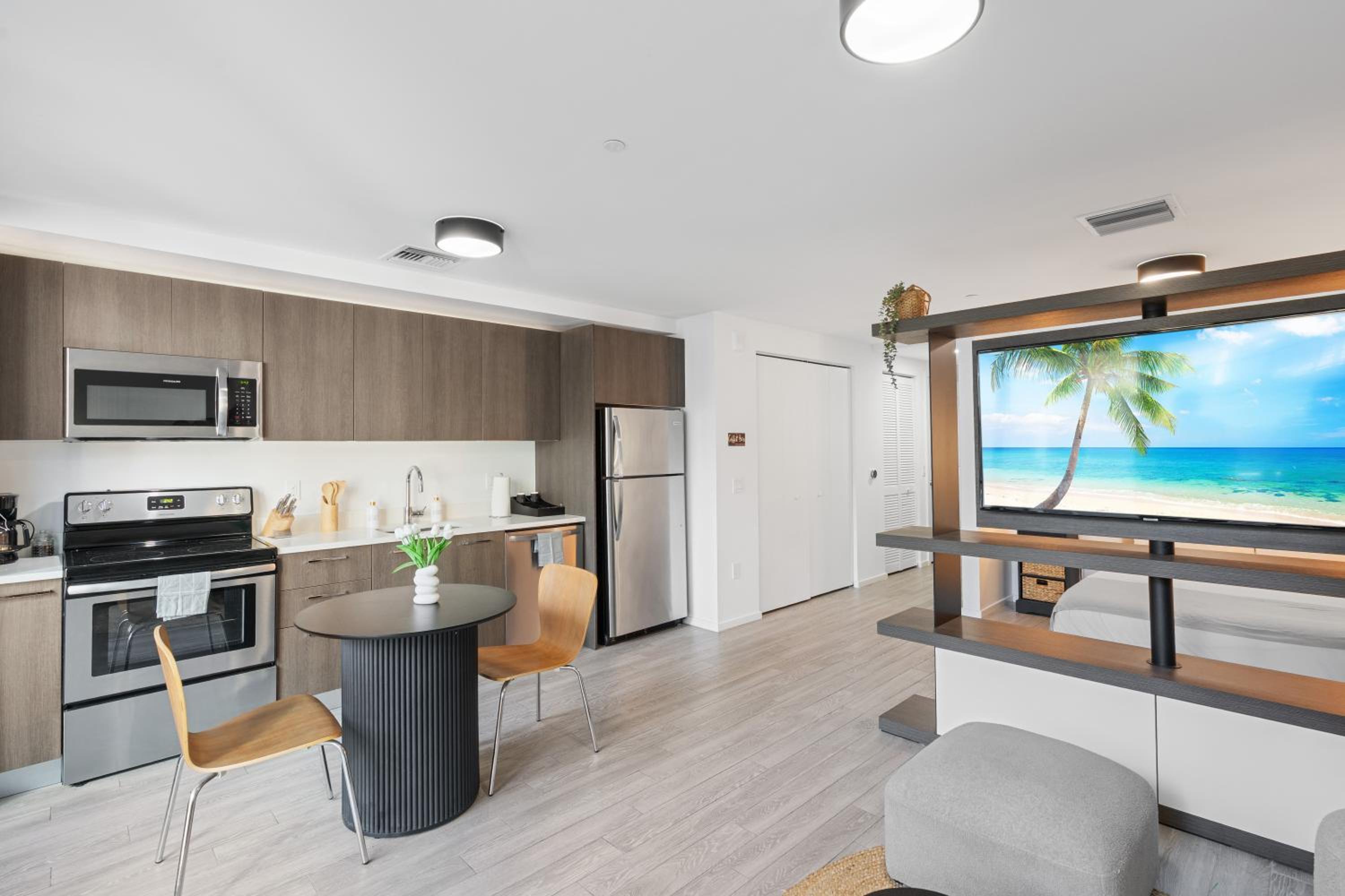 High-Rise Condo in Downtown Miami