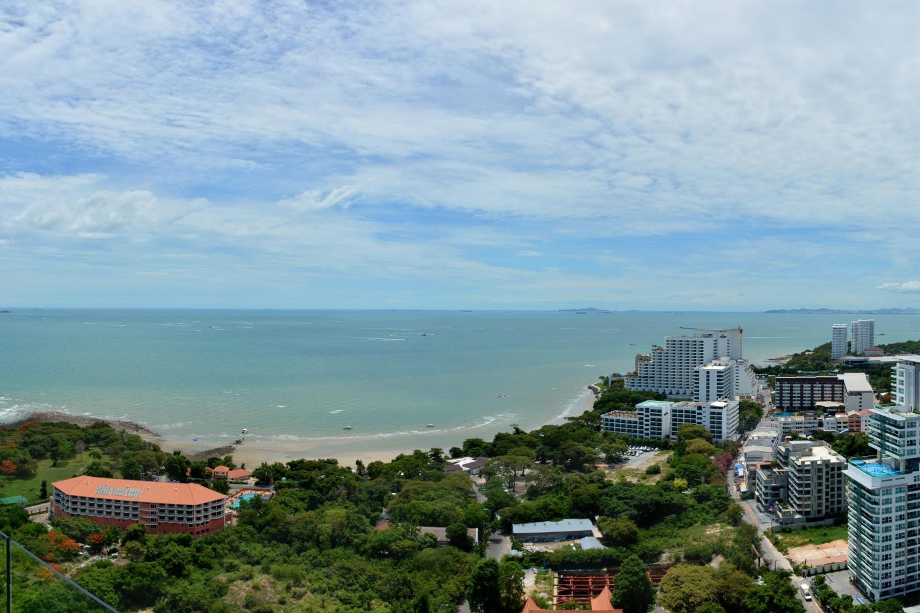 Peak Towers Condominium view 4