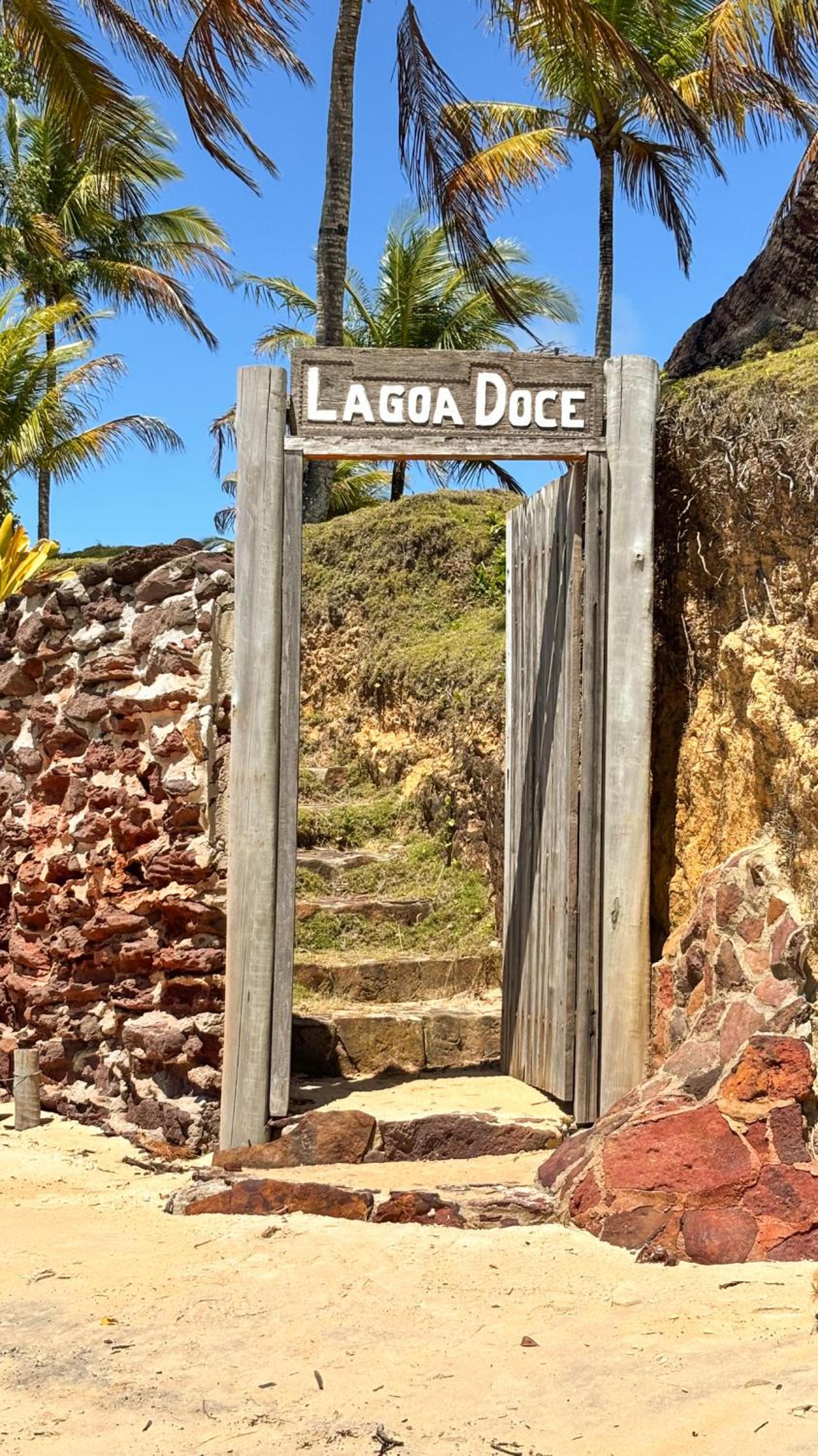 Casa Coqueiral lazer completo a 200m da Praia