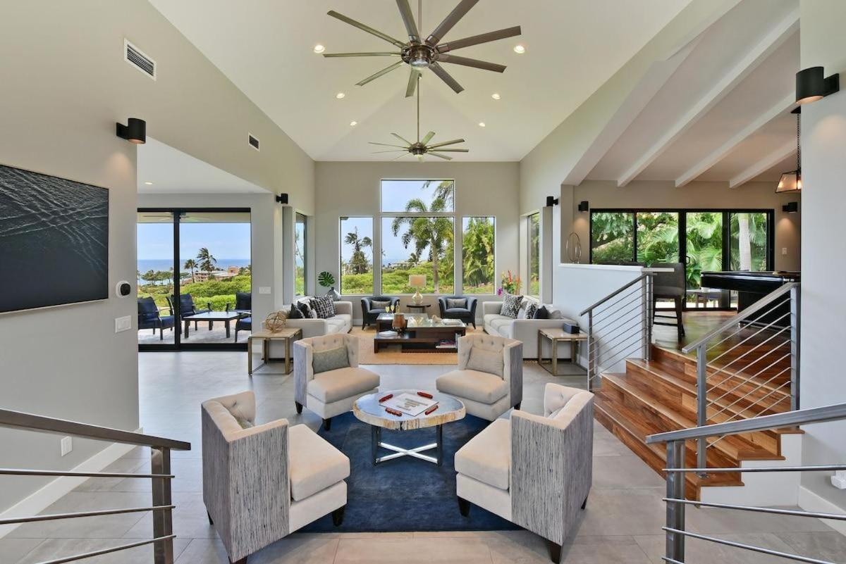 Hale Nui · HALE NUI Luxury Retreat 5BD w Private Pool Hot Tub