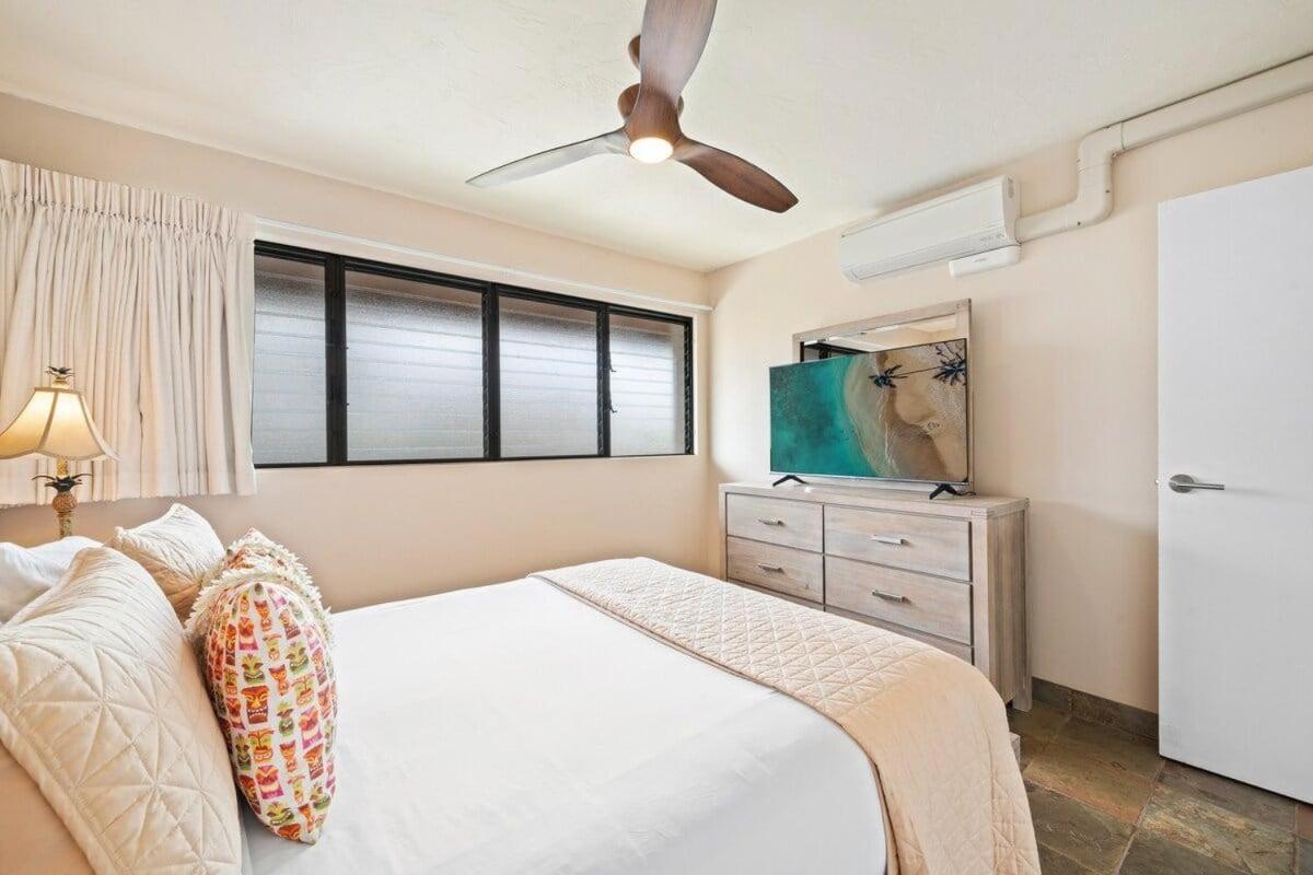 Waiohuli Beach Hale C212 · 2BD Kihei Condo Easy Beach Access