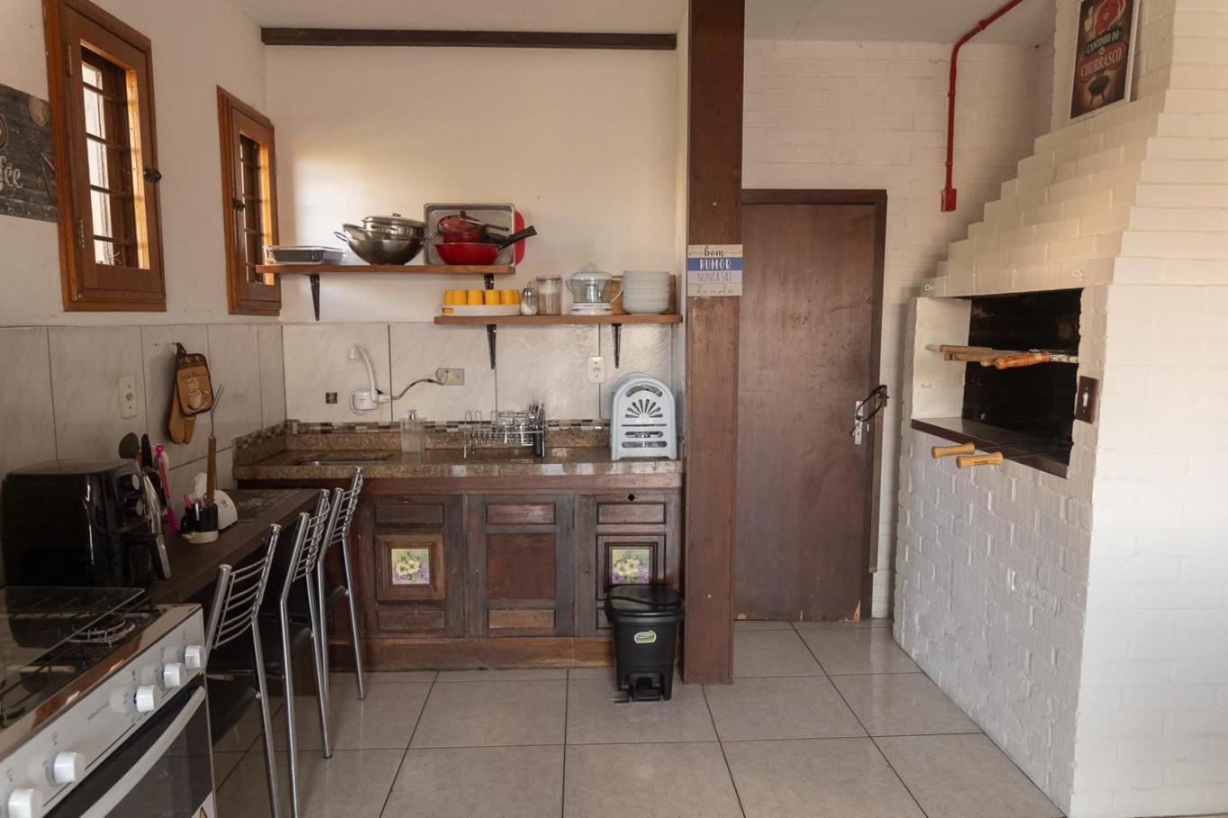 Casa com Vista, Lareira e Churrasqueira na Serra