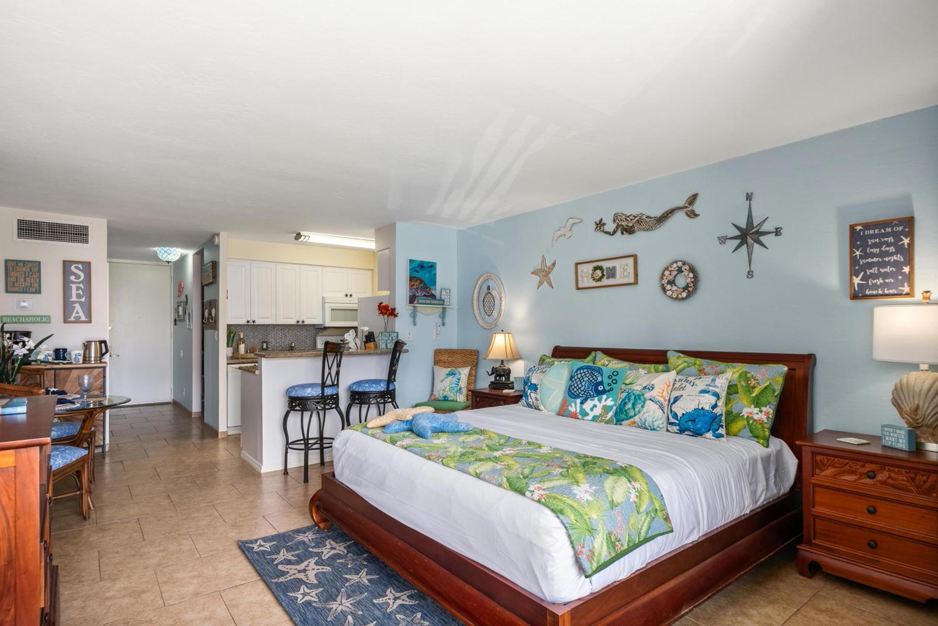 Lahaina Shores 428 · LS 428 Dream Vacation Studio by the Beach a