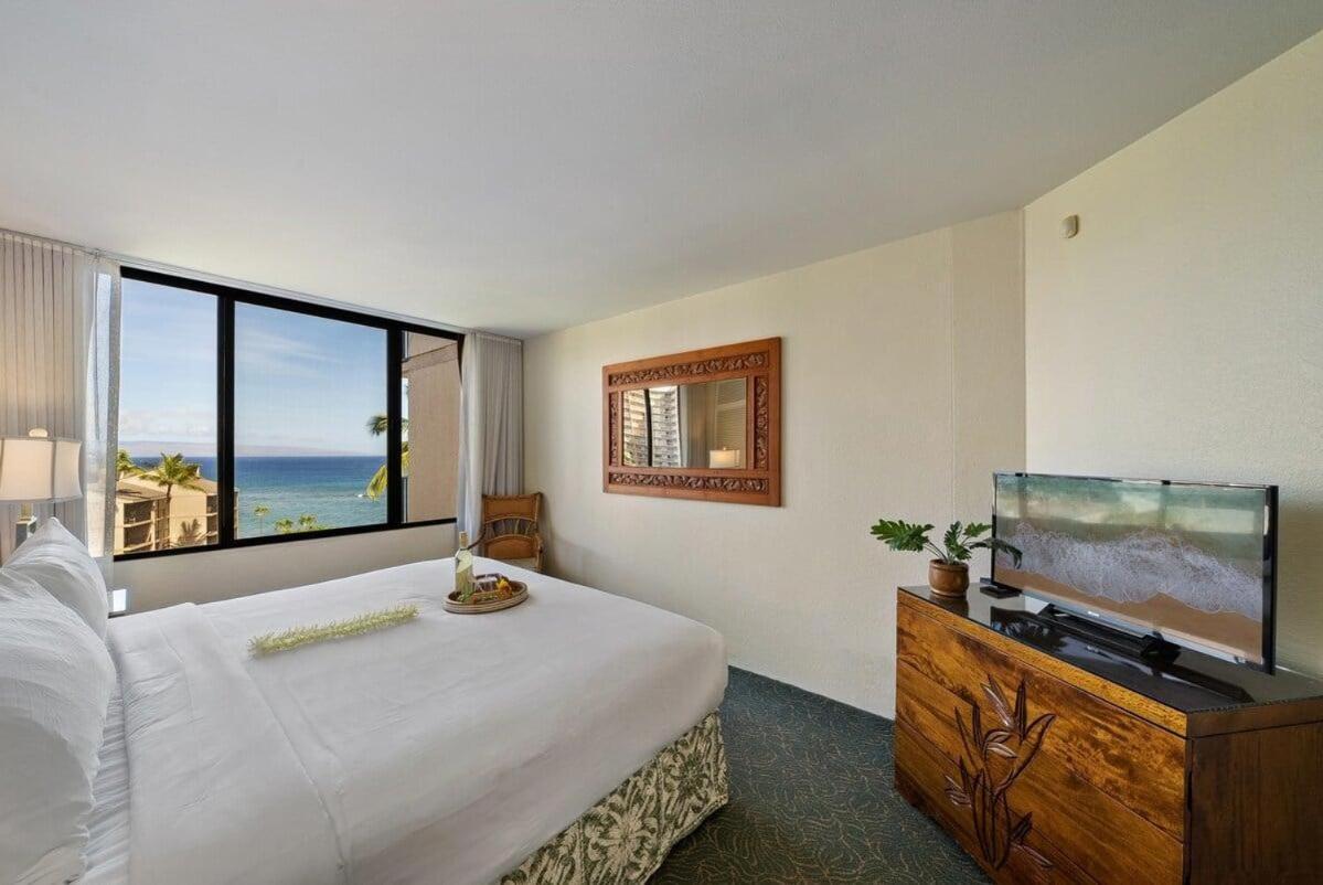 Kaanapali Shores 709 · Tropical Hawaiian Getaway 1BD Ocean View