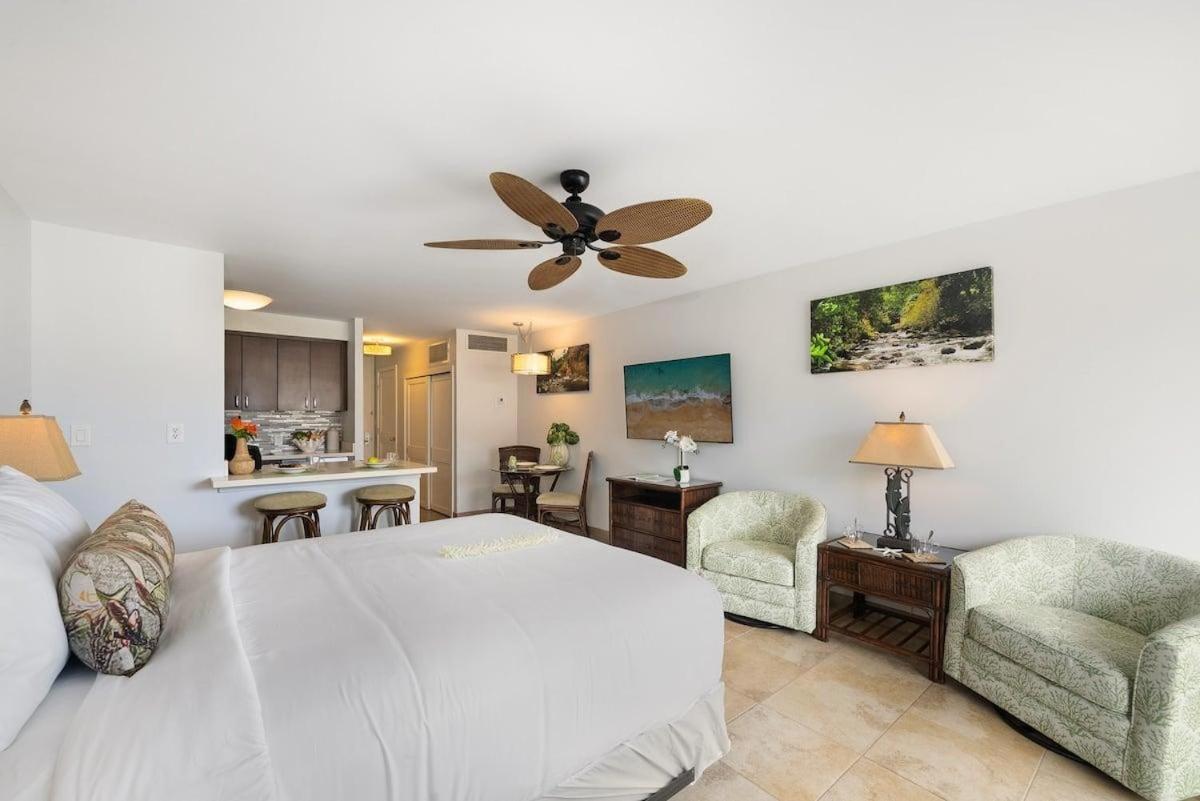 Lahaina Shores 418 · LS 418 Studio Near Beach, Pool & Relaxing H
