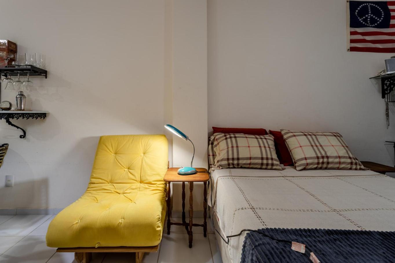 Loft com Ar Condicionado e Wi-fi a 140m da Praia