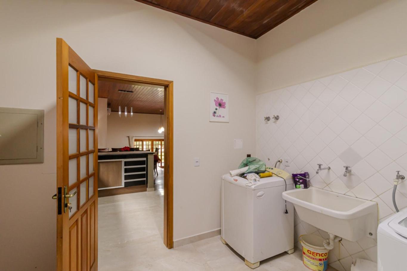 Casa de Campo com Piscina, Churrasqueira e Hidro