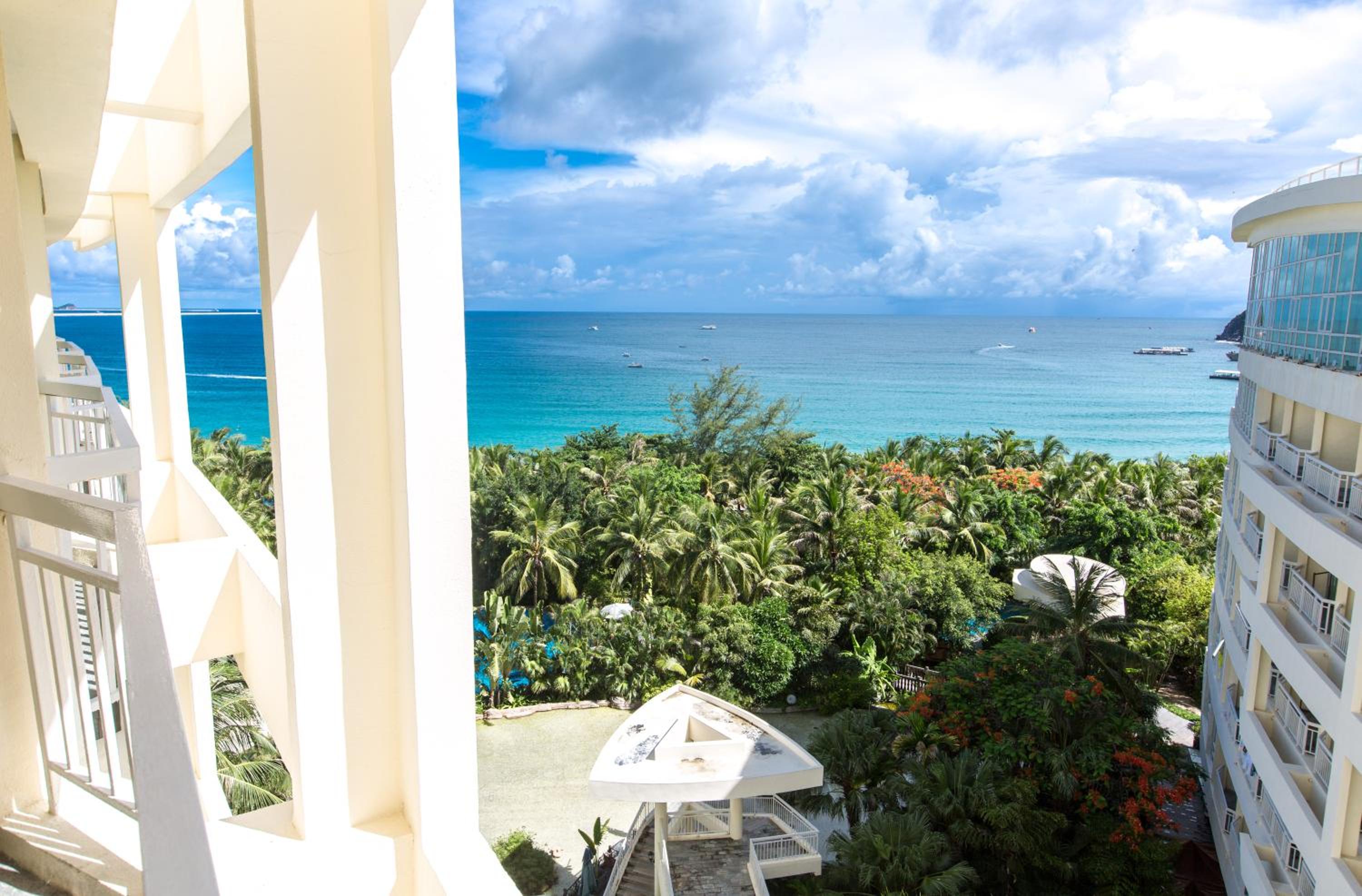 Sunshine Resort Intime Sanya