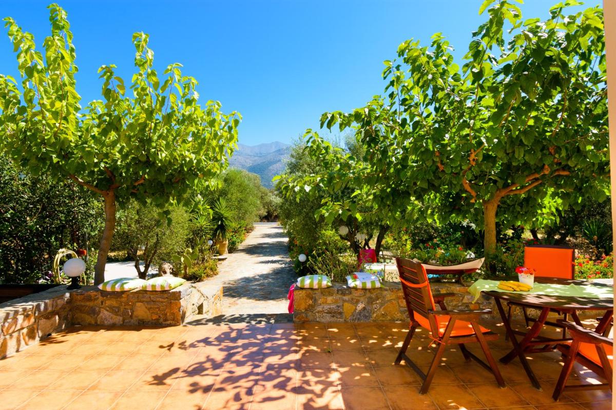 Villa Arsinoi view 3
