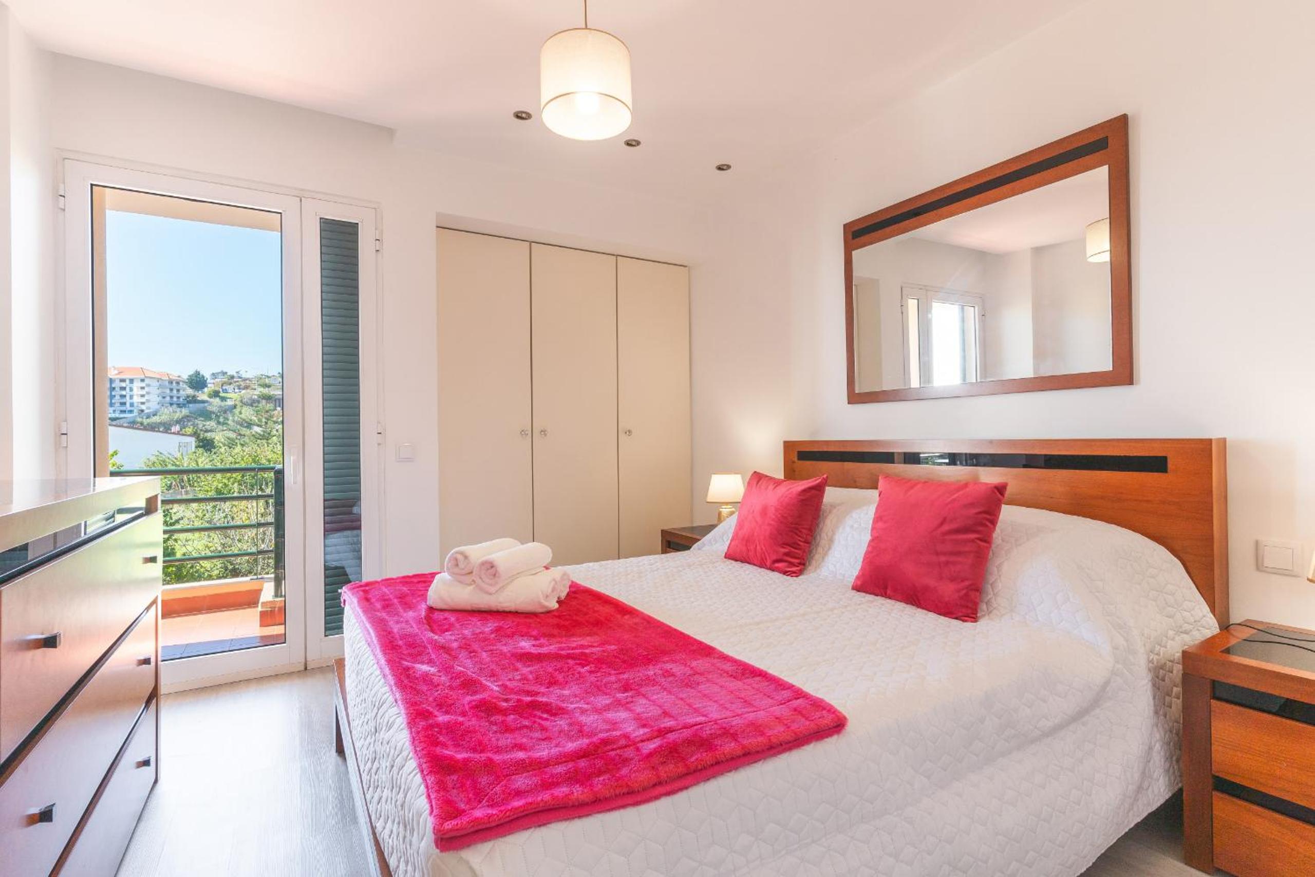 Sol Garajau Apartment by Atlantic Holiday