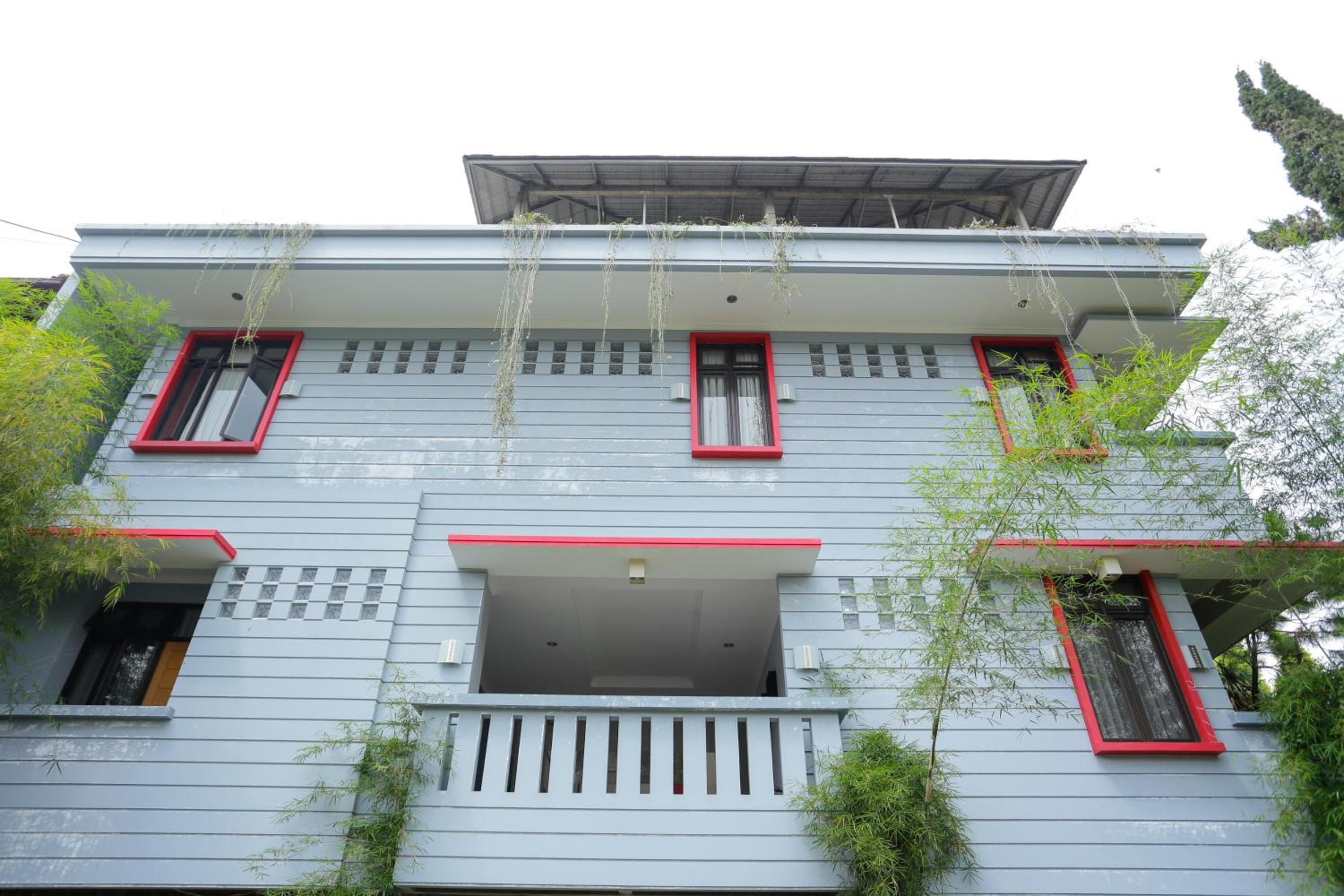 RedDoorz at Palagan Joglo Sersan Bajuri
