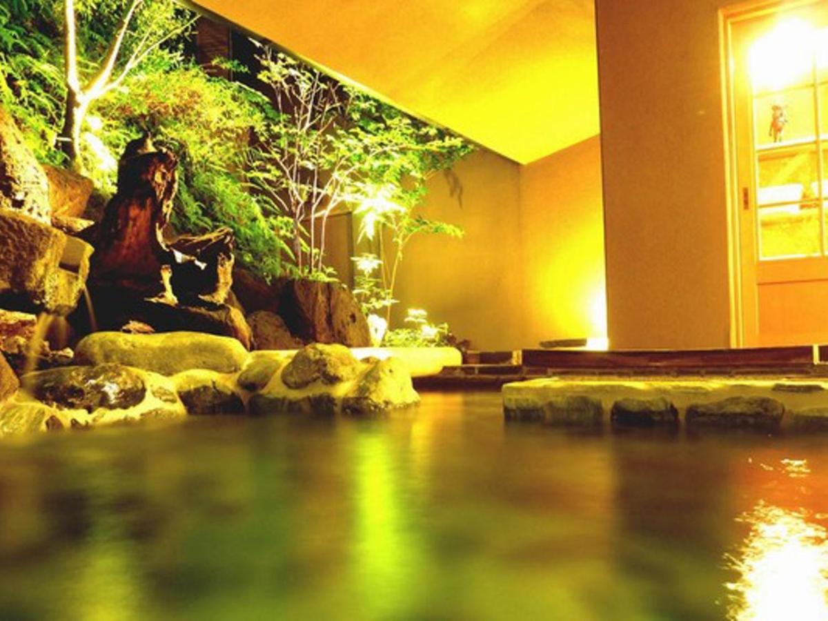 Kameya Ean