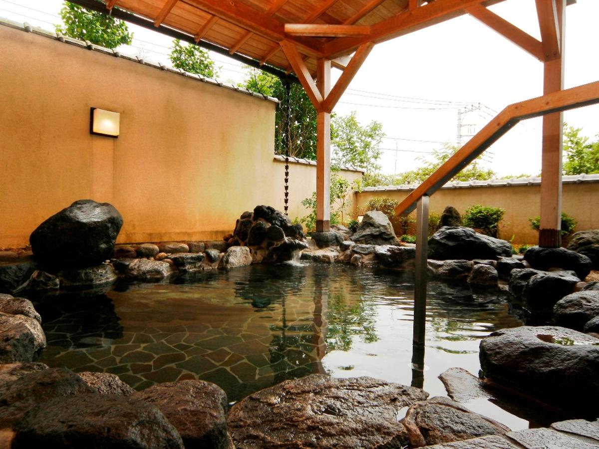 Kameya Ean