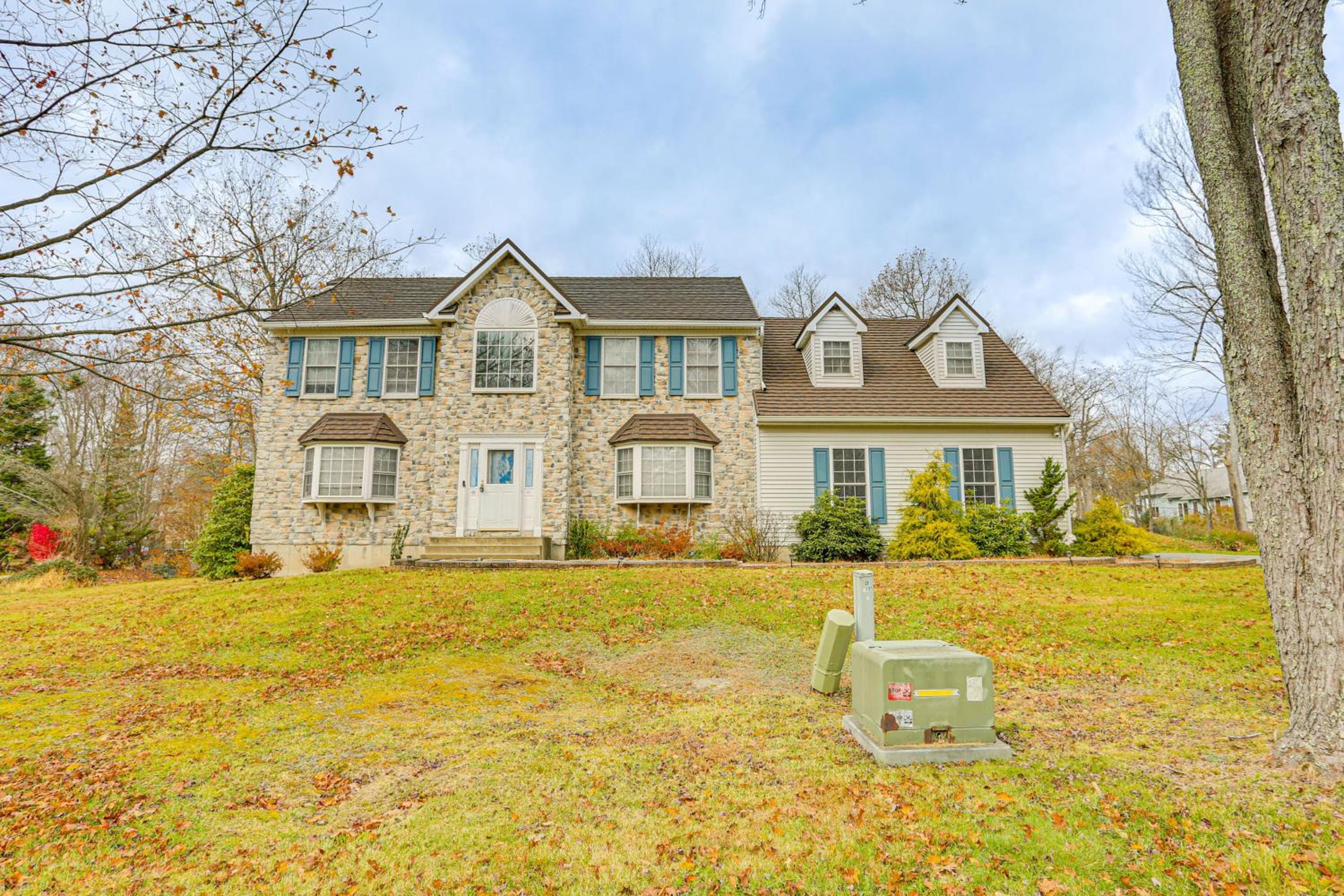 Hike, Ski and Game Spacious Poconos Home with Yard