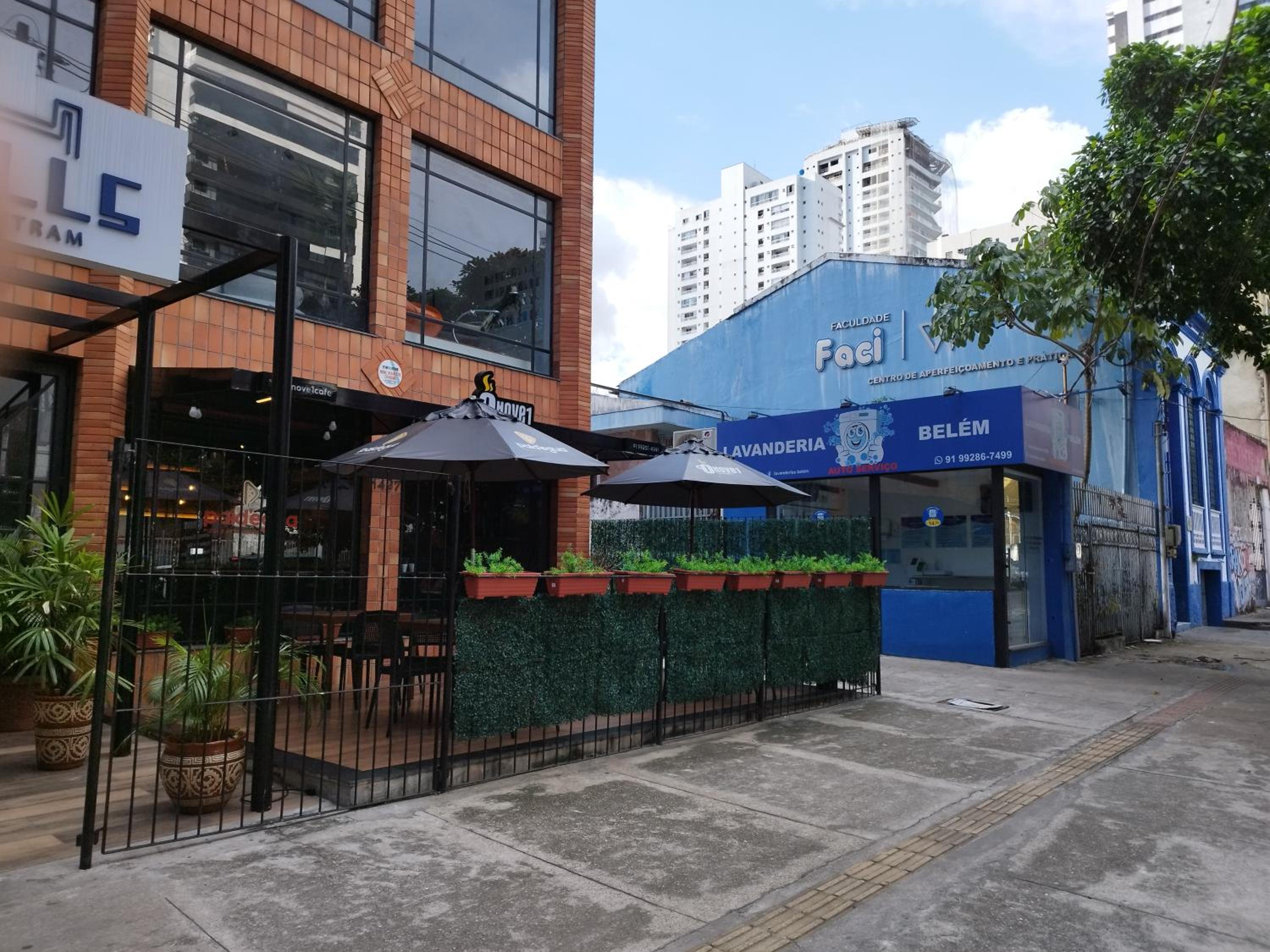 Smart Malls