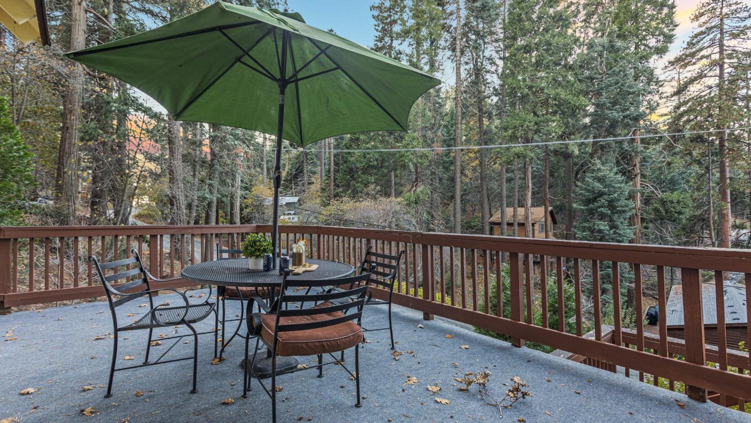 Minutes to Lake Arrowhead Village Cozy Secluded Cedar Cove by AvantStay