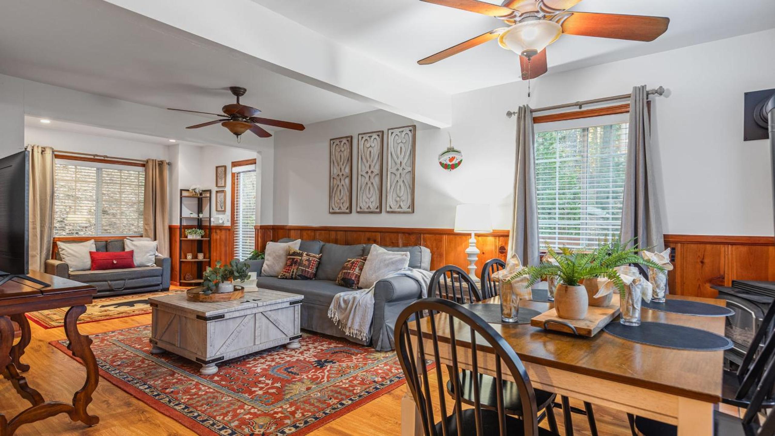 Minutes to Lake Arrowhead Village Cozy Secluded Cedar Cove by AvantStay
