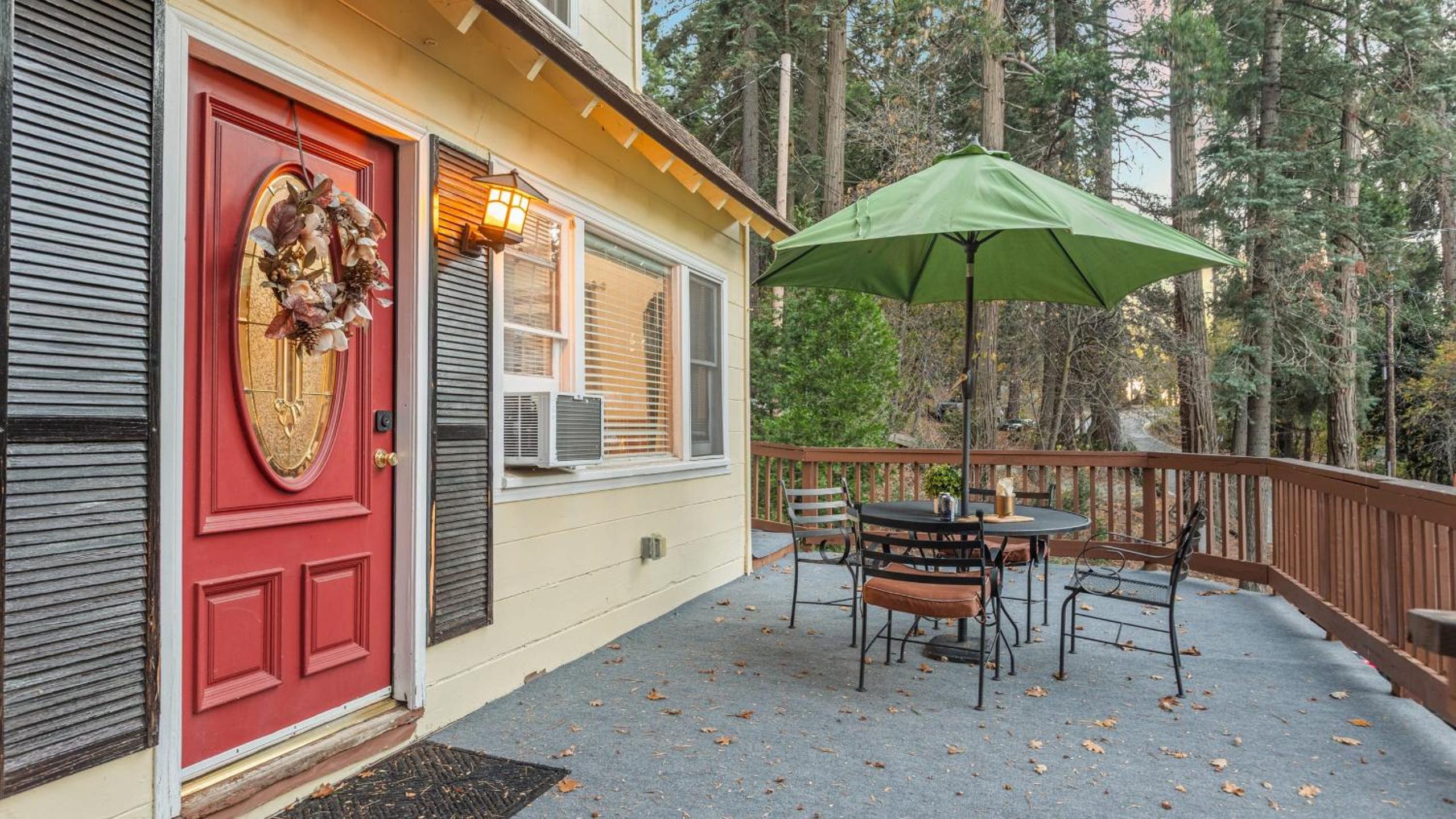 Minutes to Lake Arrowhead Village Cozy Secluded Cedar Cove by AvantStay