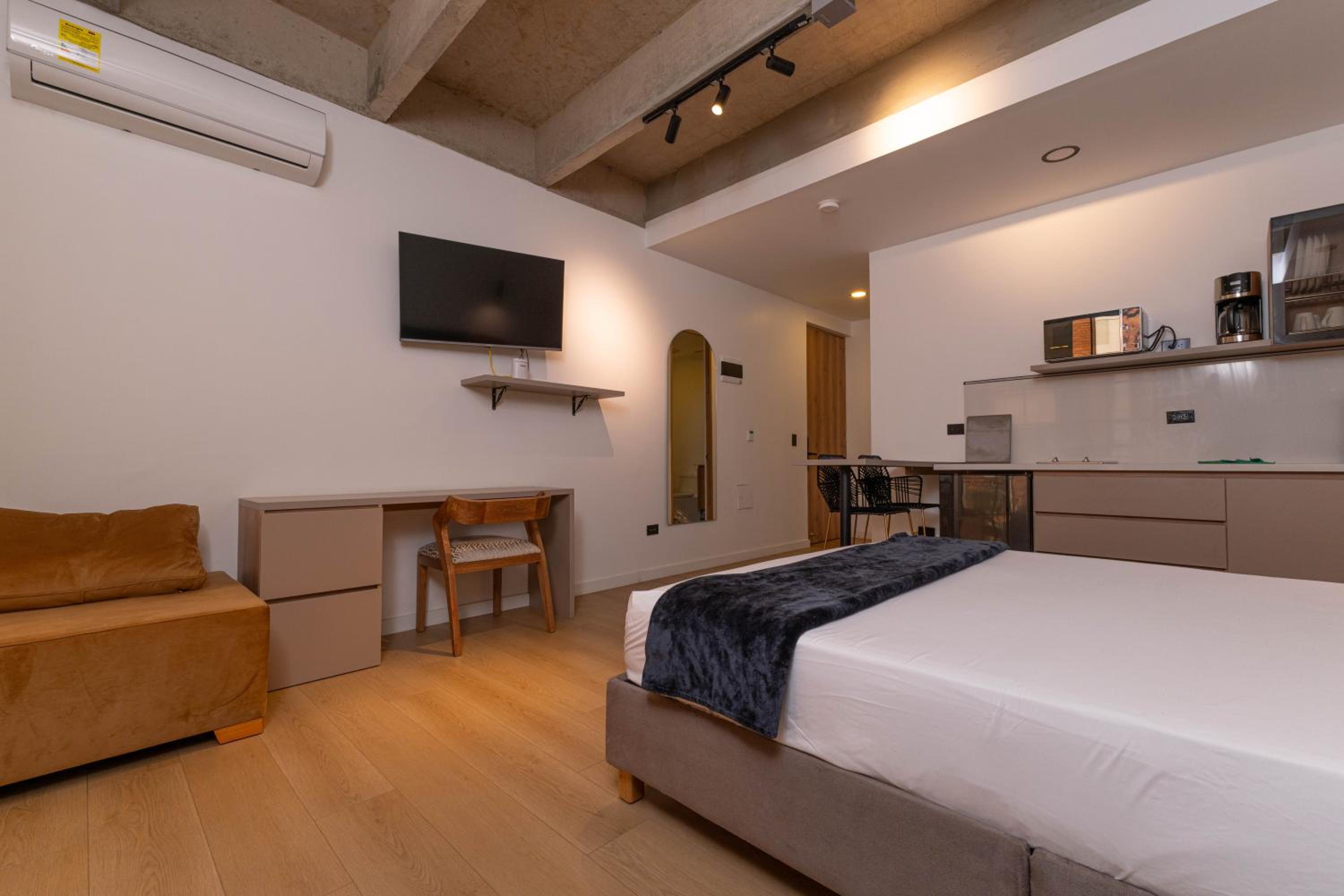 Opera Living by HOUSY