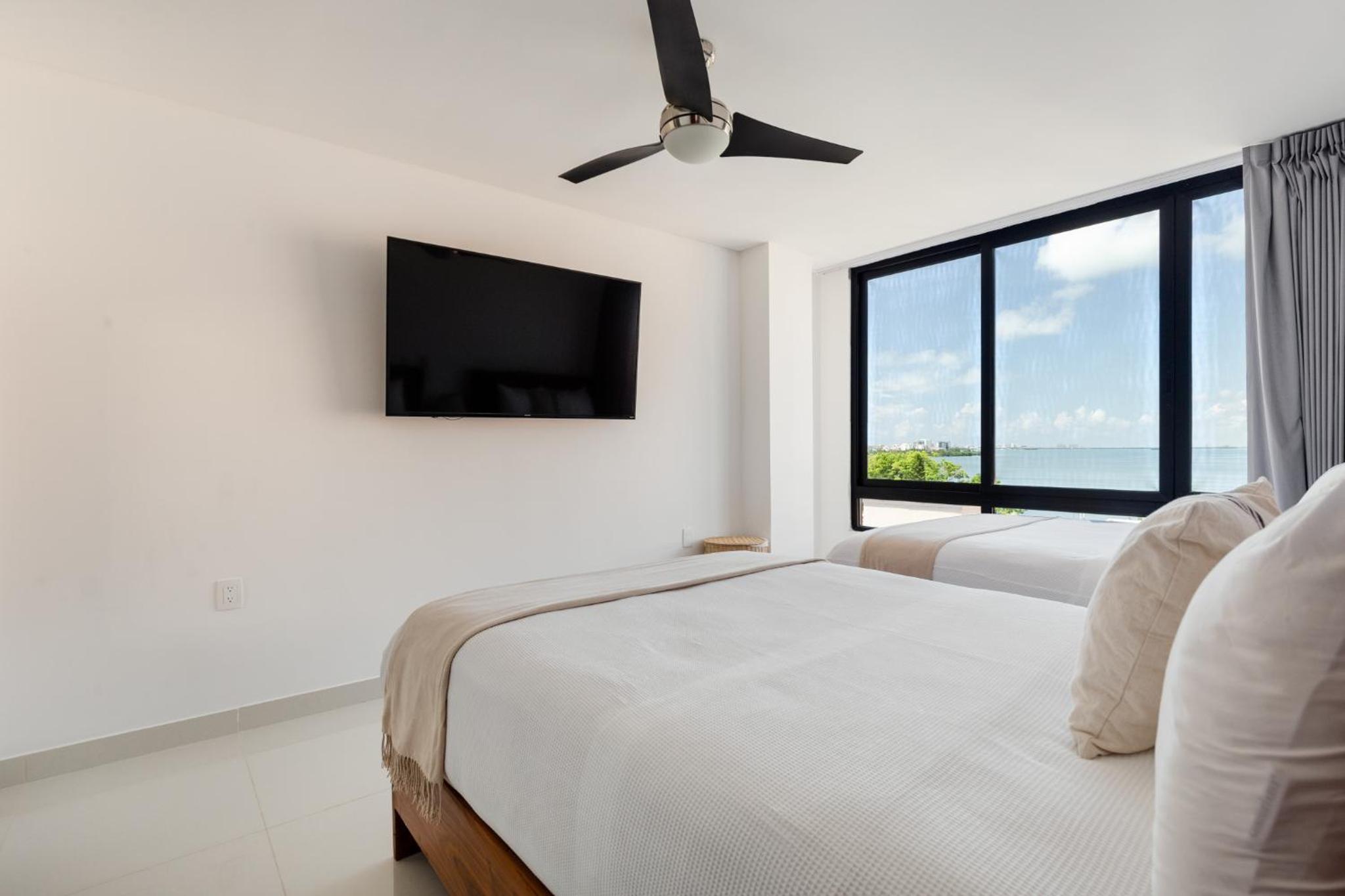 Spectacular View 2BR apartment - Rooftop Pool