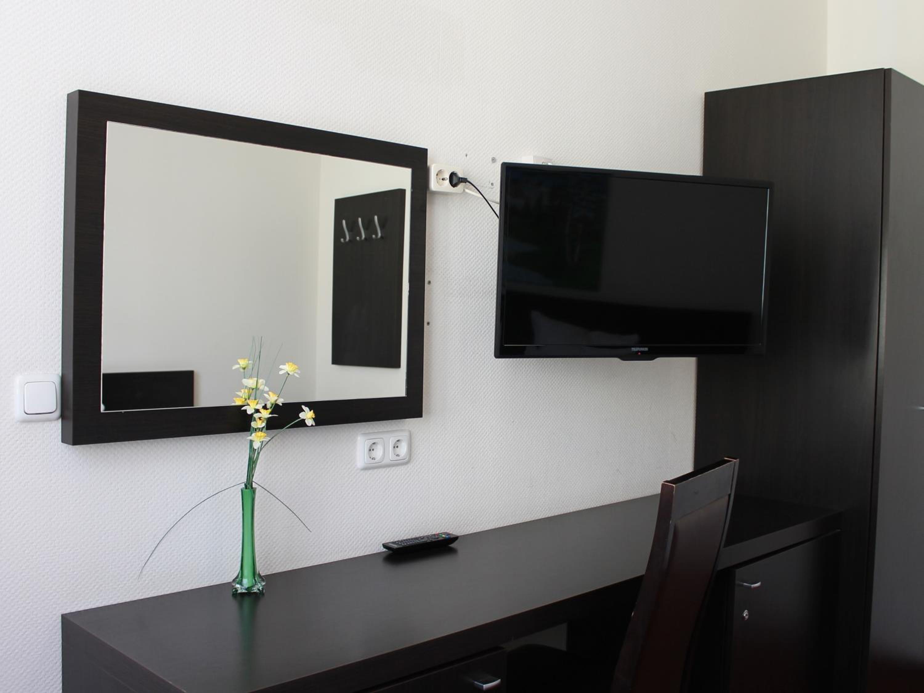 Offenbach Vacations - Aariana Hotel - Property Image 5
