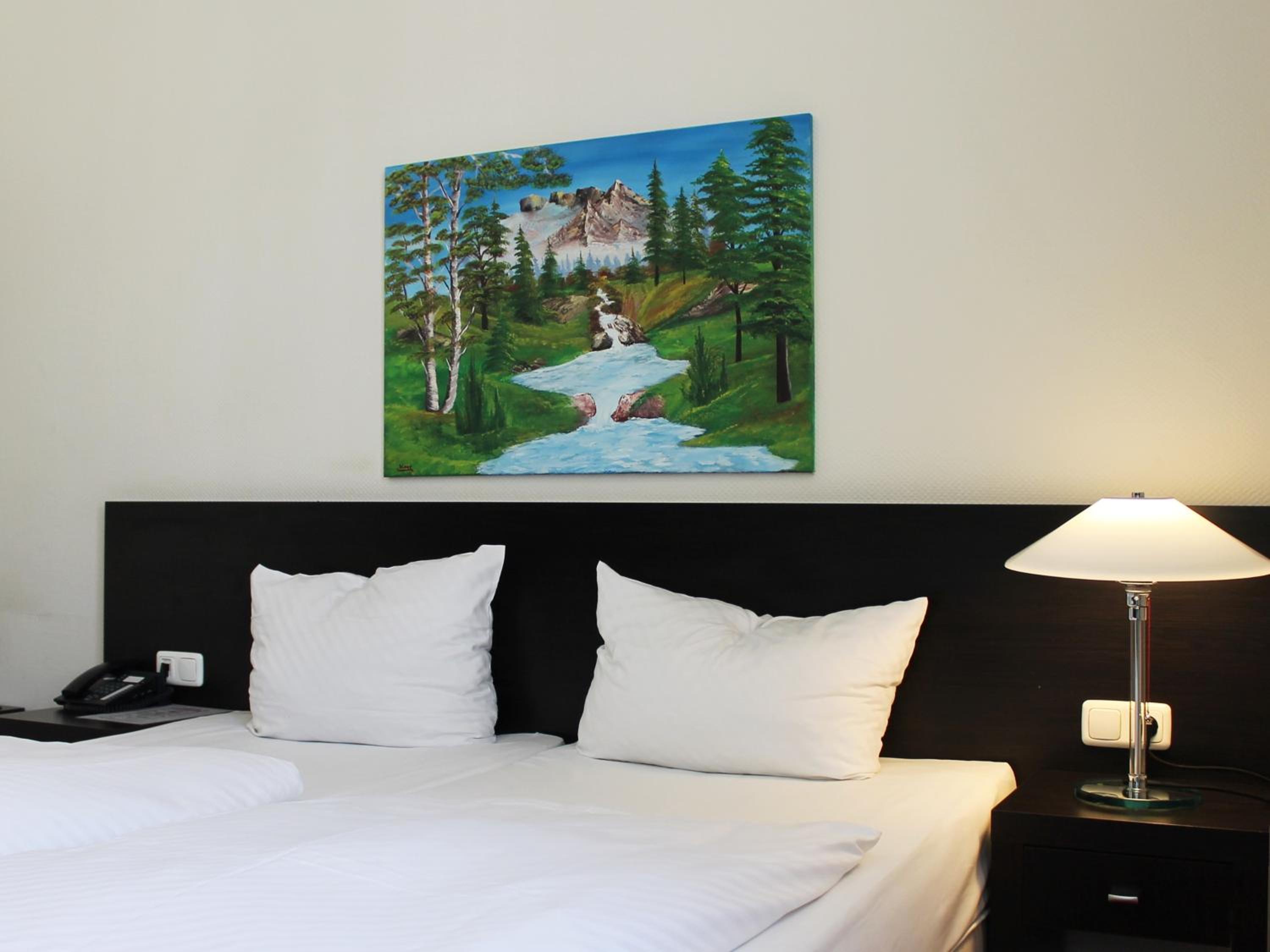 Offenbach Vacations - Aariana Hotel - Property Image 1