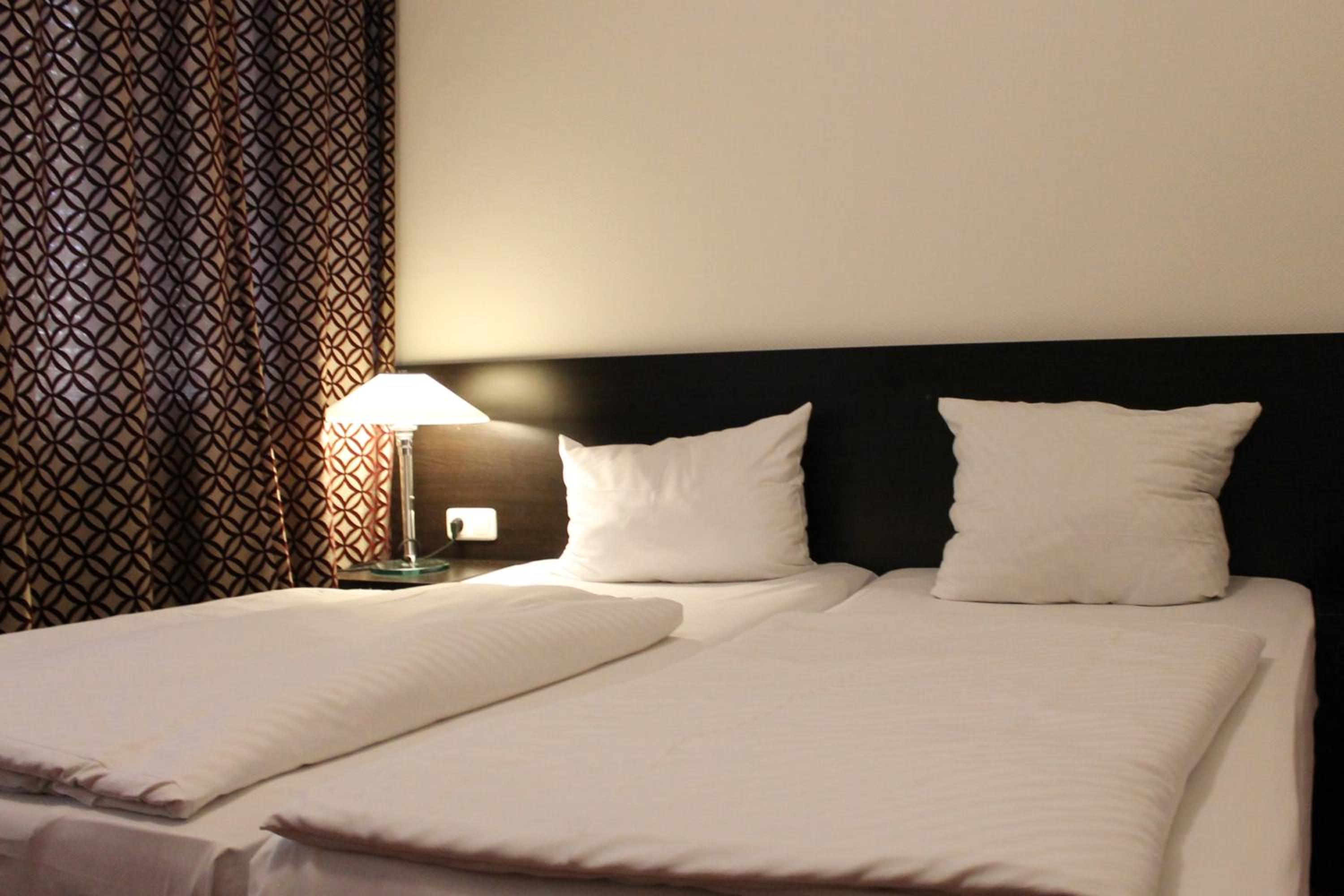 Offenbach Vacations - Aariana Hotel - Property Image 5