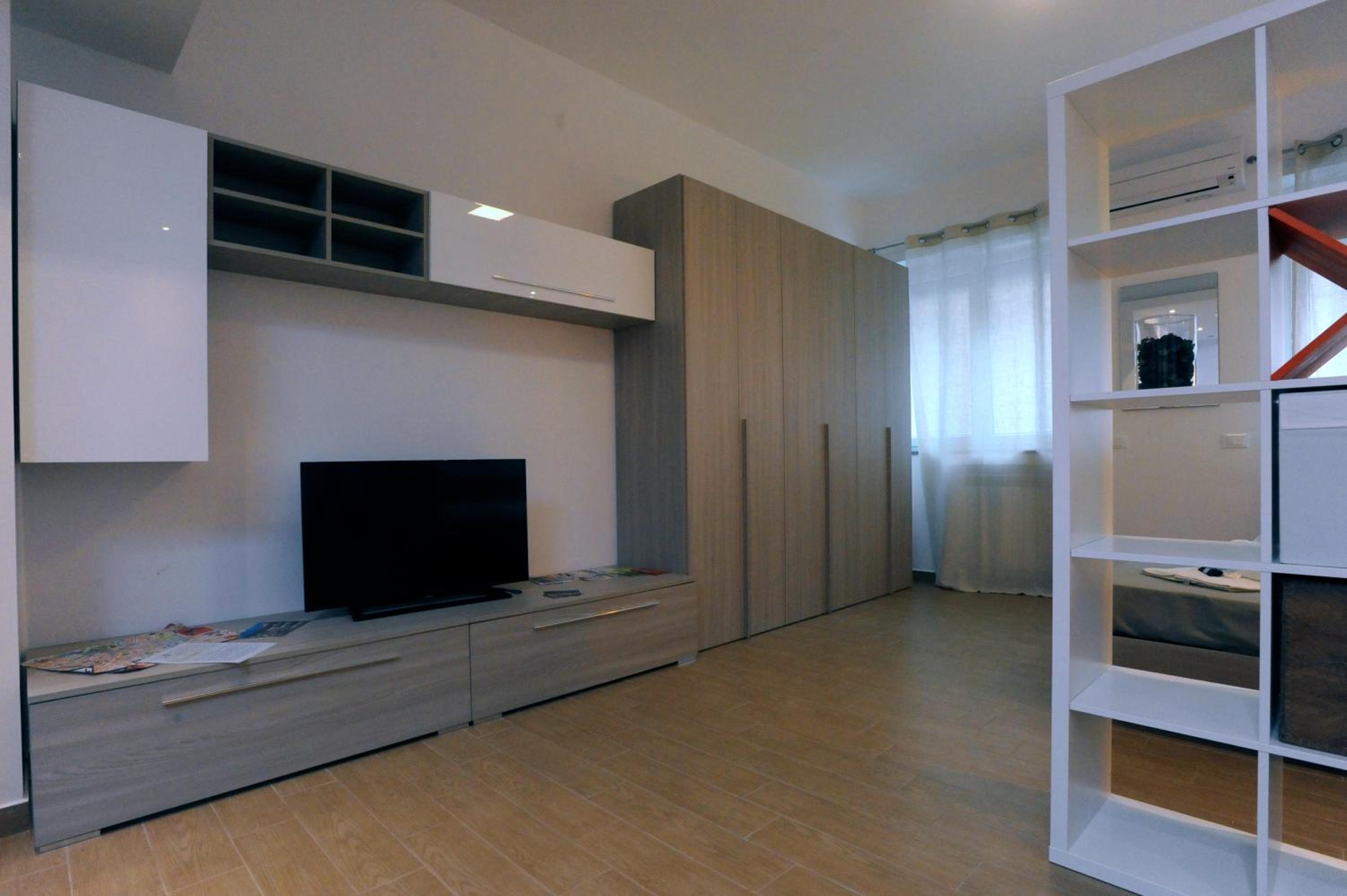 Kings Of Rome Apartments