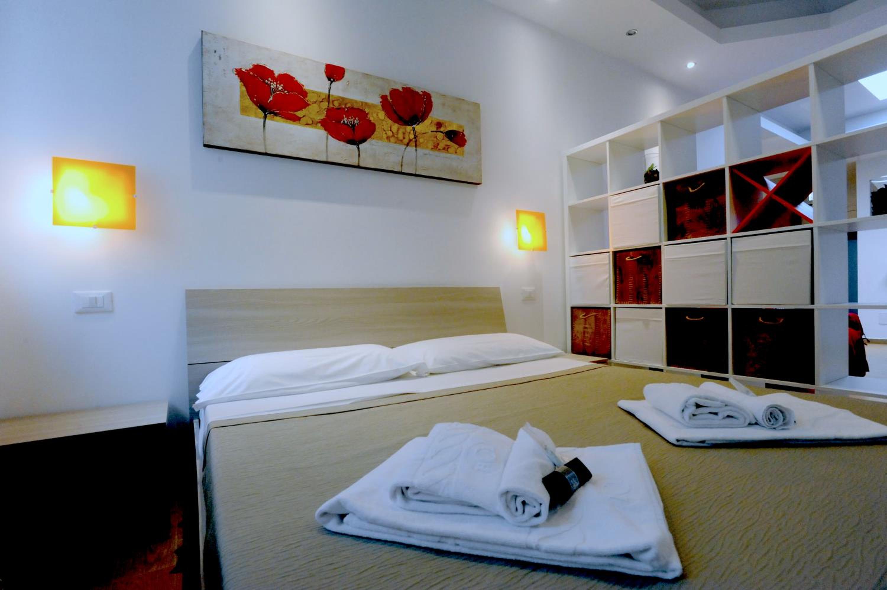 Kings Of Rome Apartments