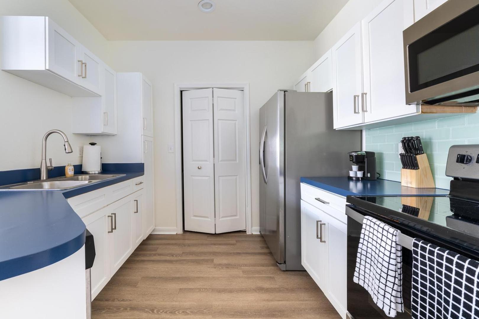 Landing Beautiful 2BD Gym