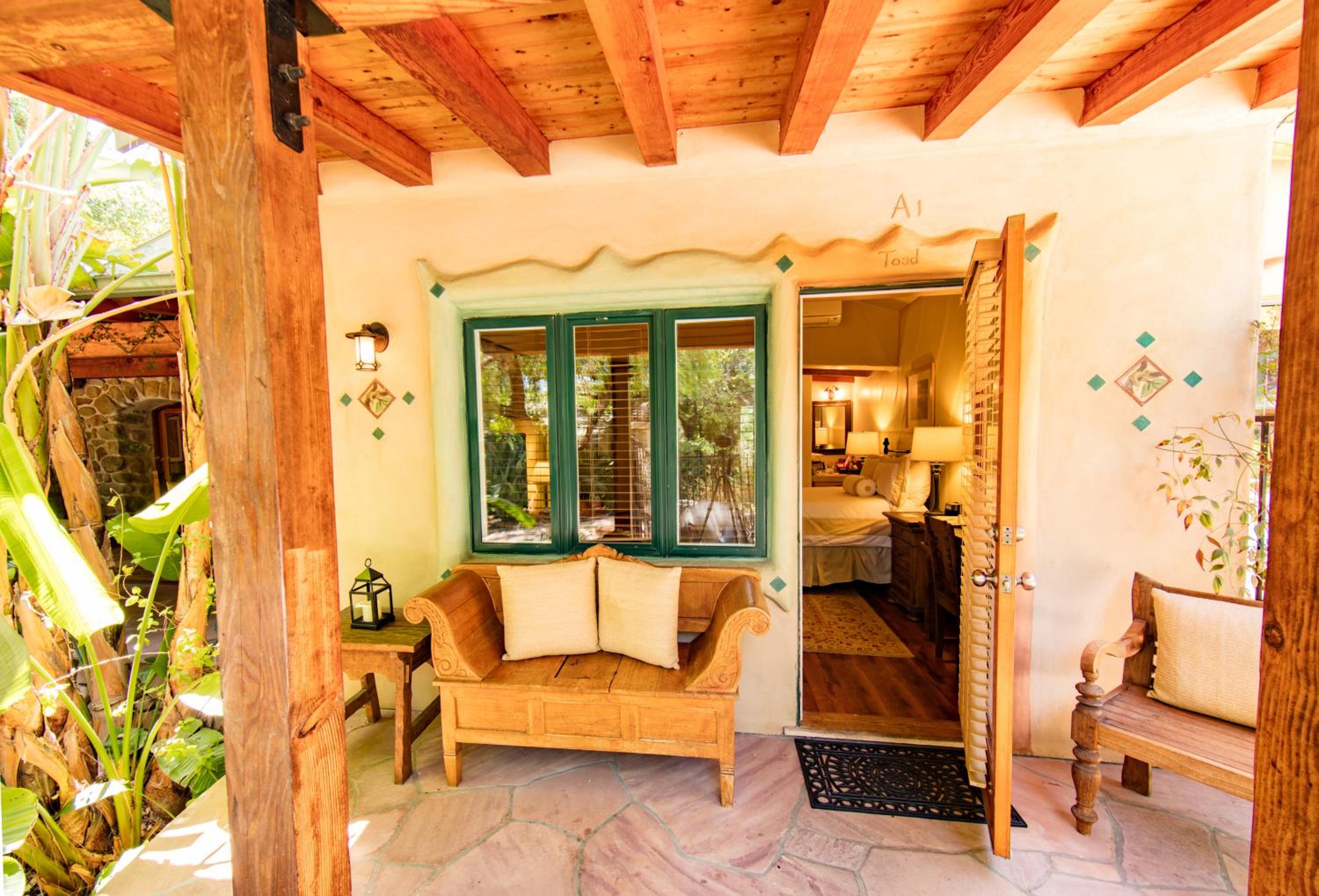 Ojai Vacations - The Emerald Iguana Inn - Property Image 18