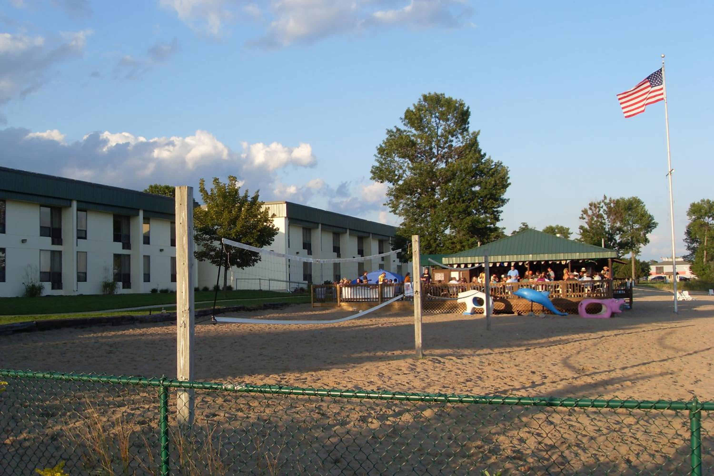 Tawas Bay Beach Resort & Conference Center