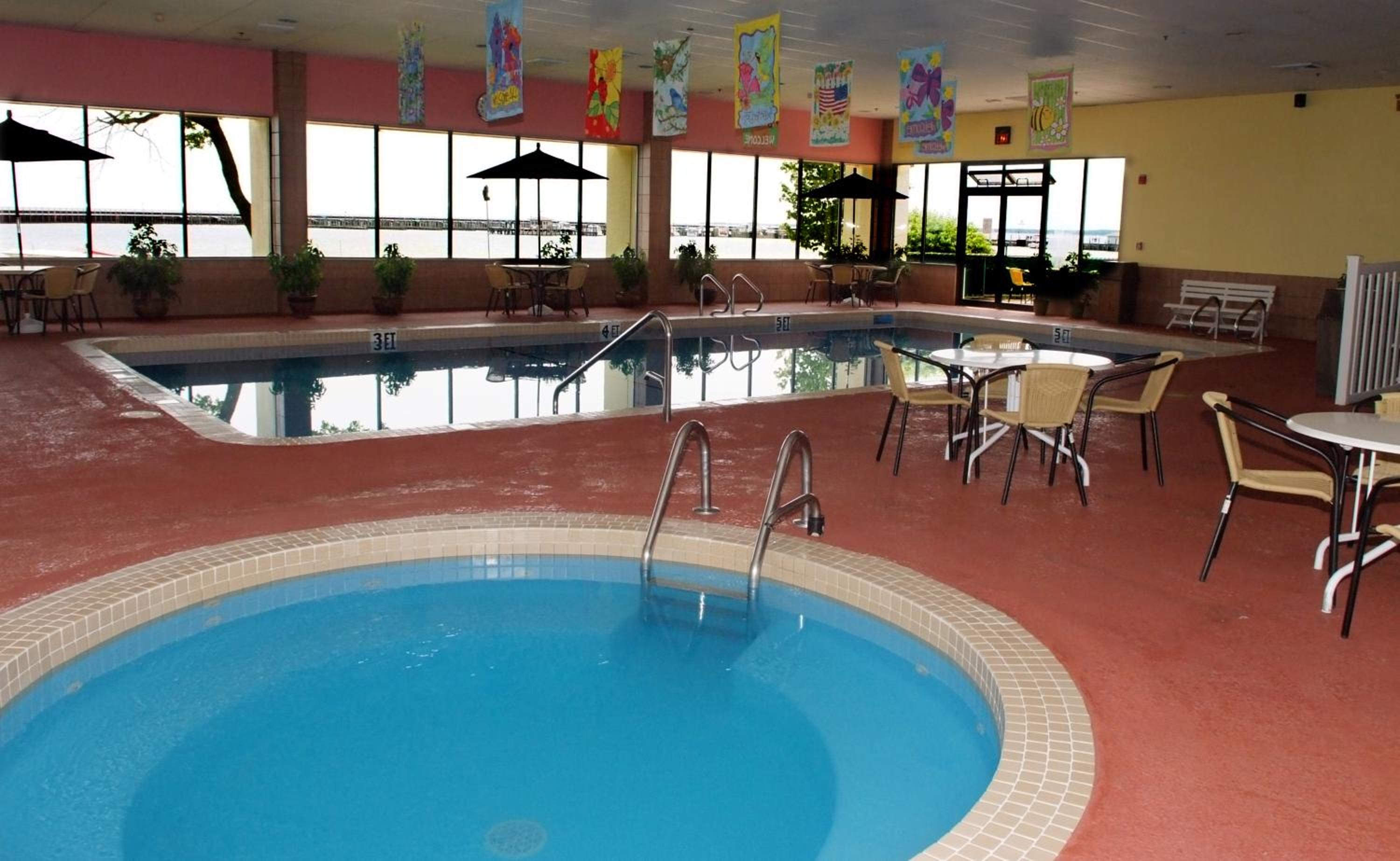 Tawas Bay Beach Resort & Conference Center