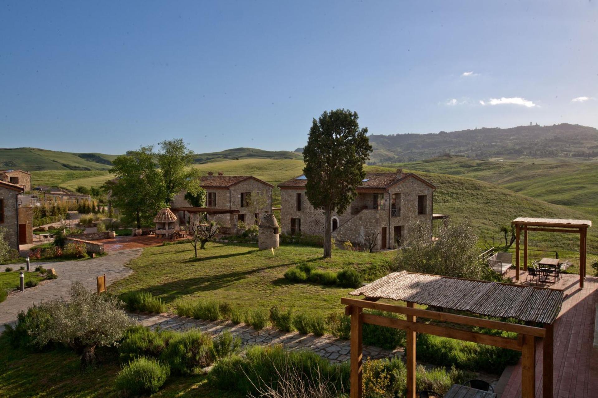 Tuscany Forever Famiglia Apartments - main view