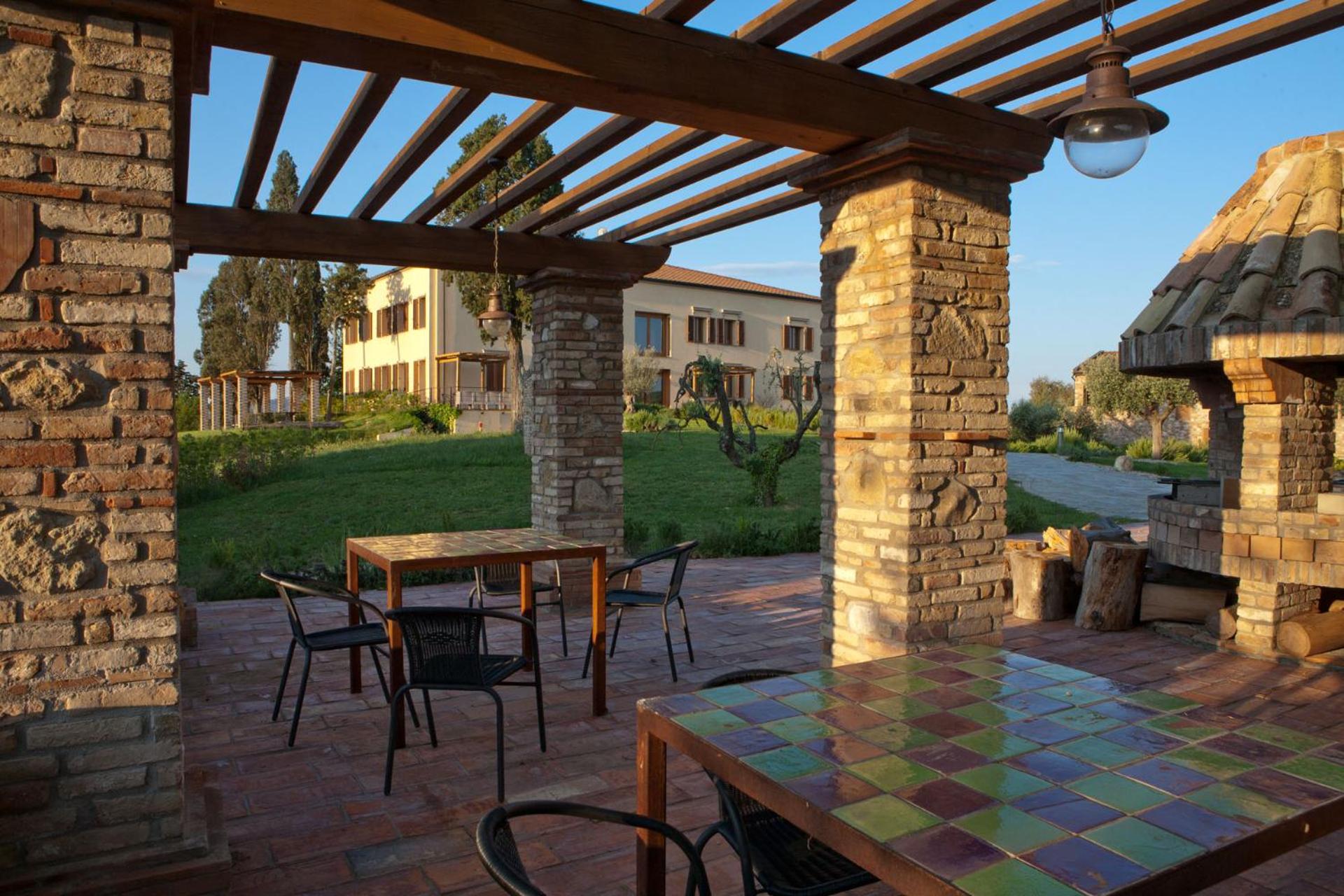 Tuscany Forever Famiglia Apartments view 4