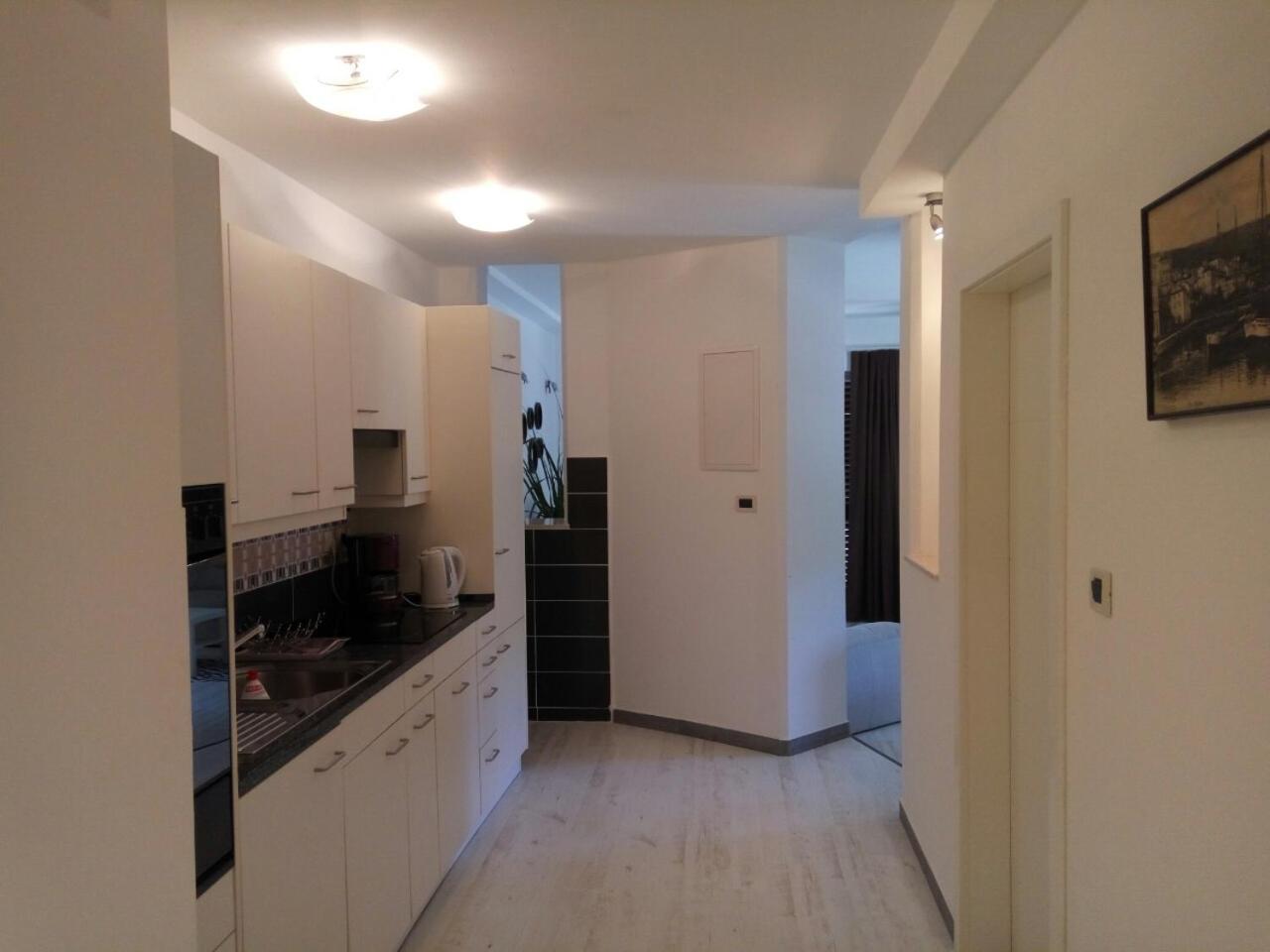 Apartment&Room Romano