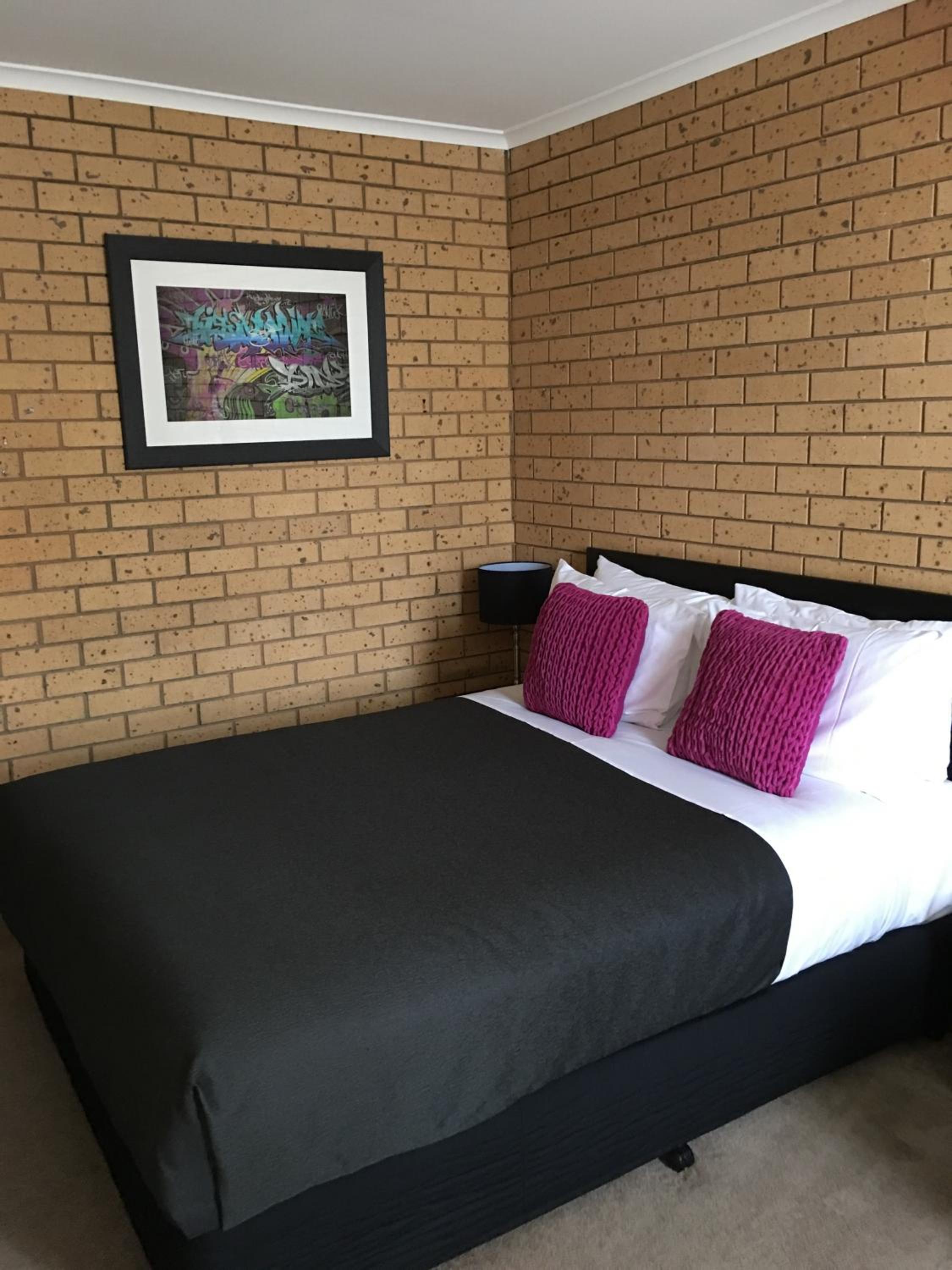 Avondel Motor Inn
