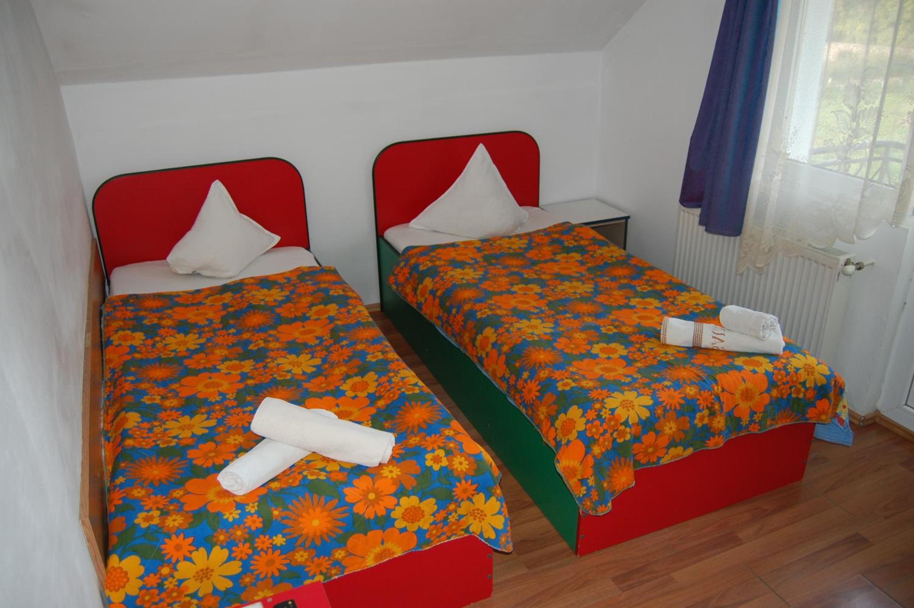 Photo 42
