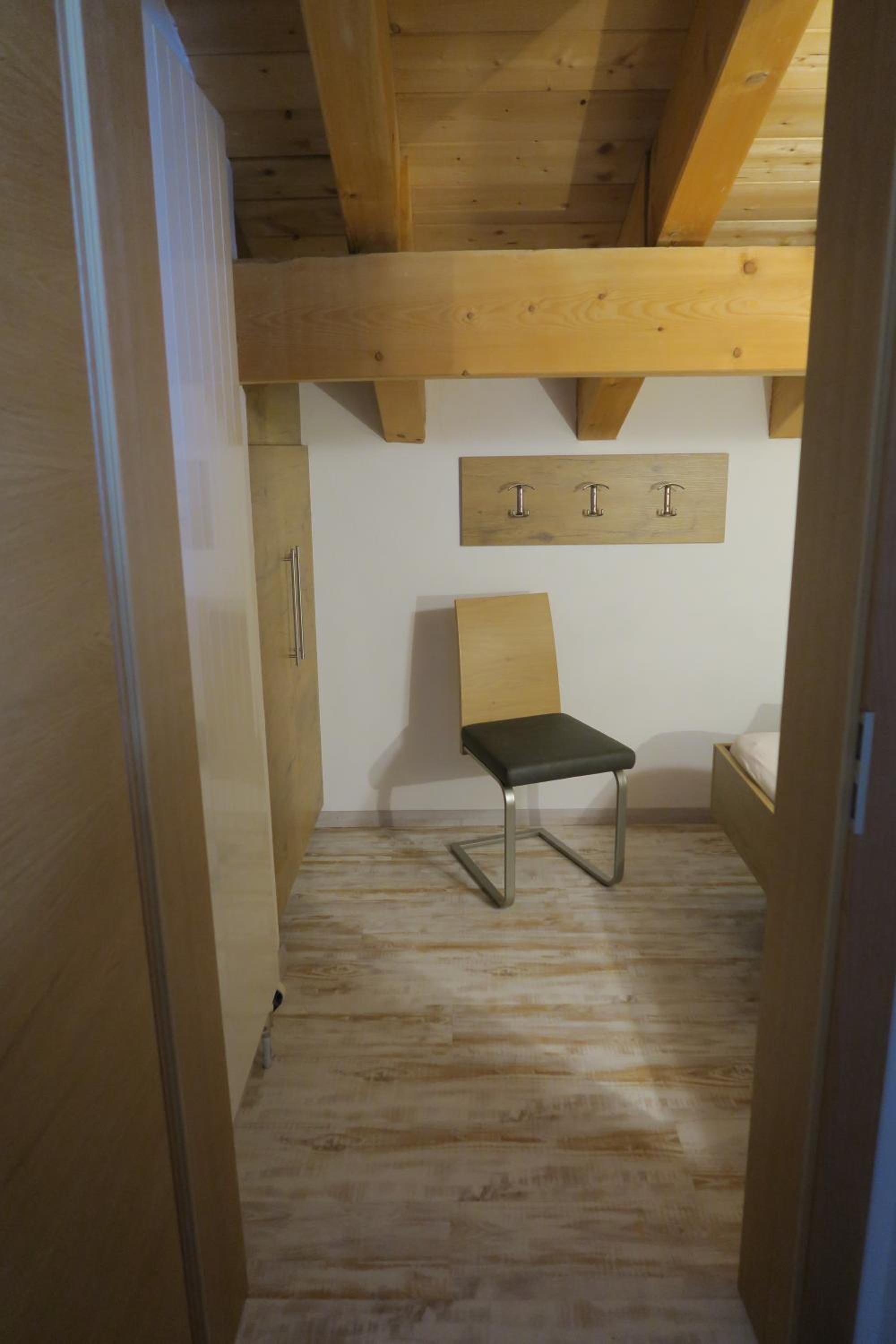 Photo 56