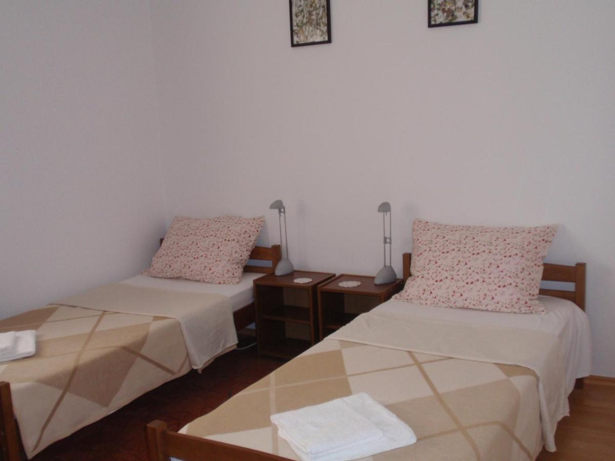 Photo 49