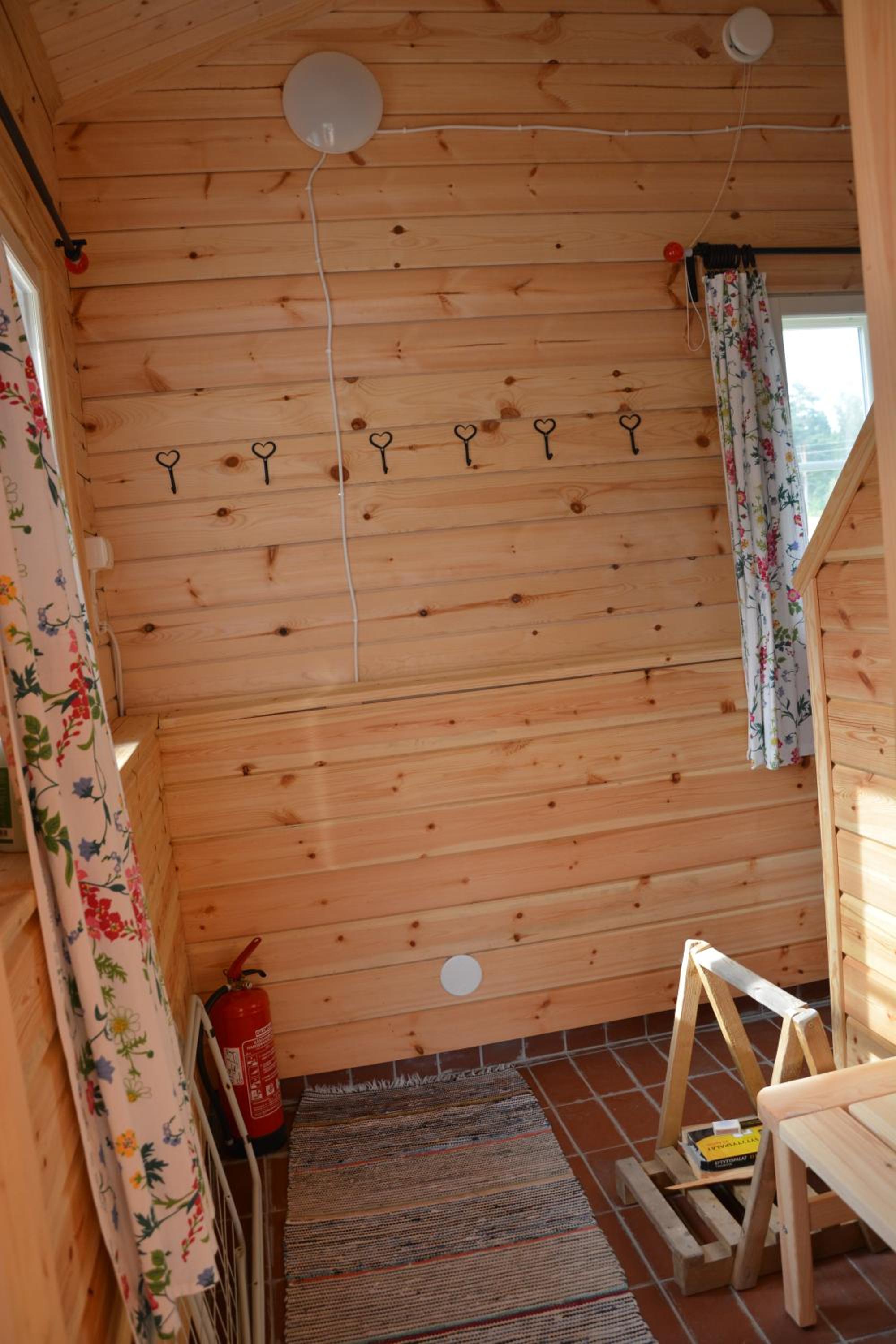 Holiday Cottage Tiira with Sauna House