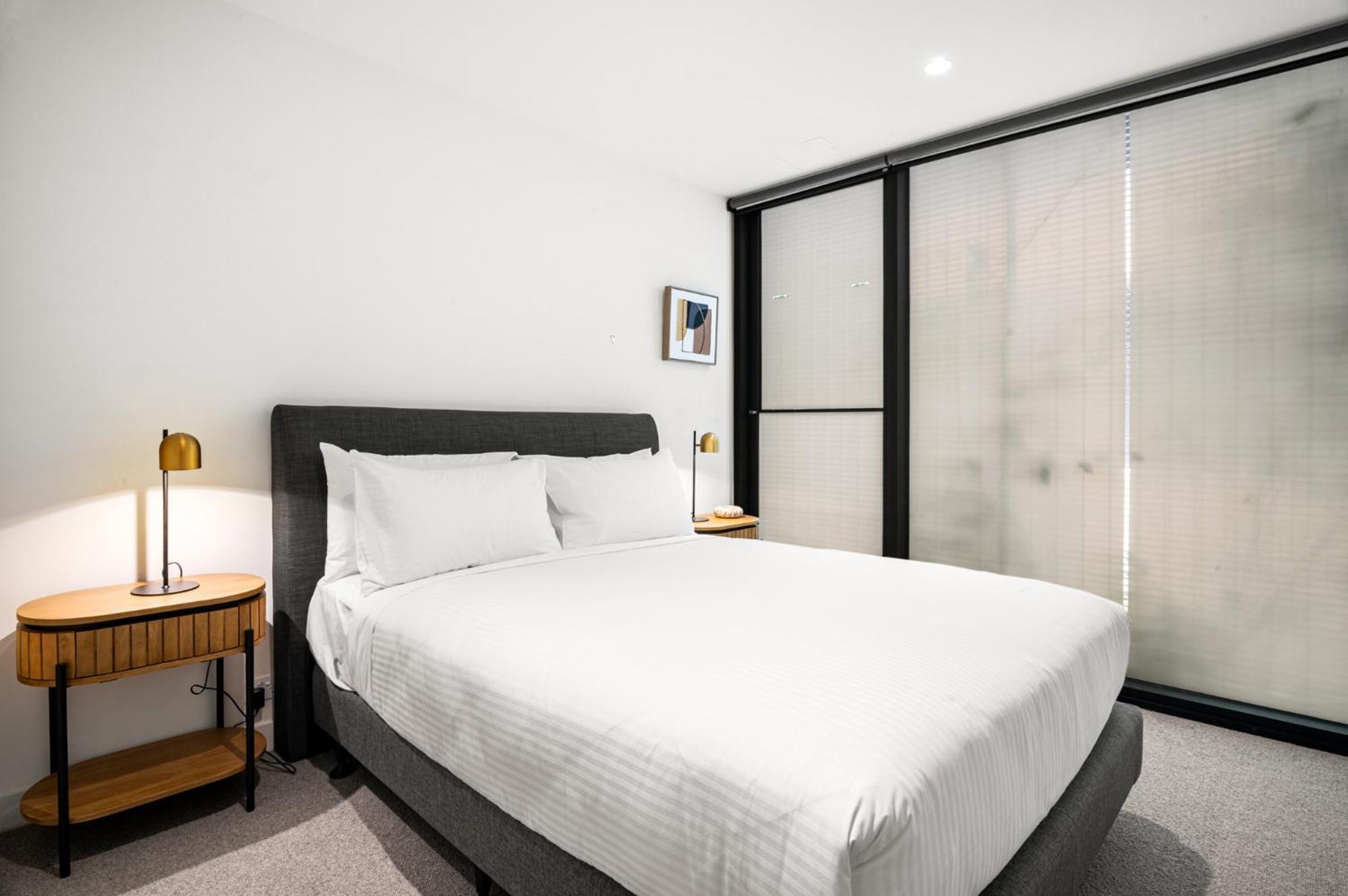 Stylish 3-Bed Townhouse in Vibrant Fitzroy