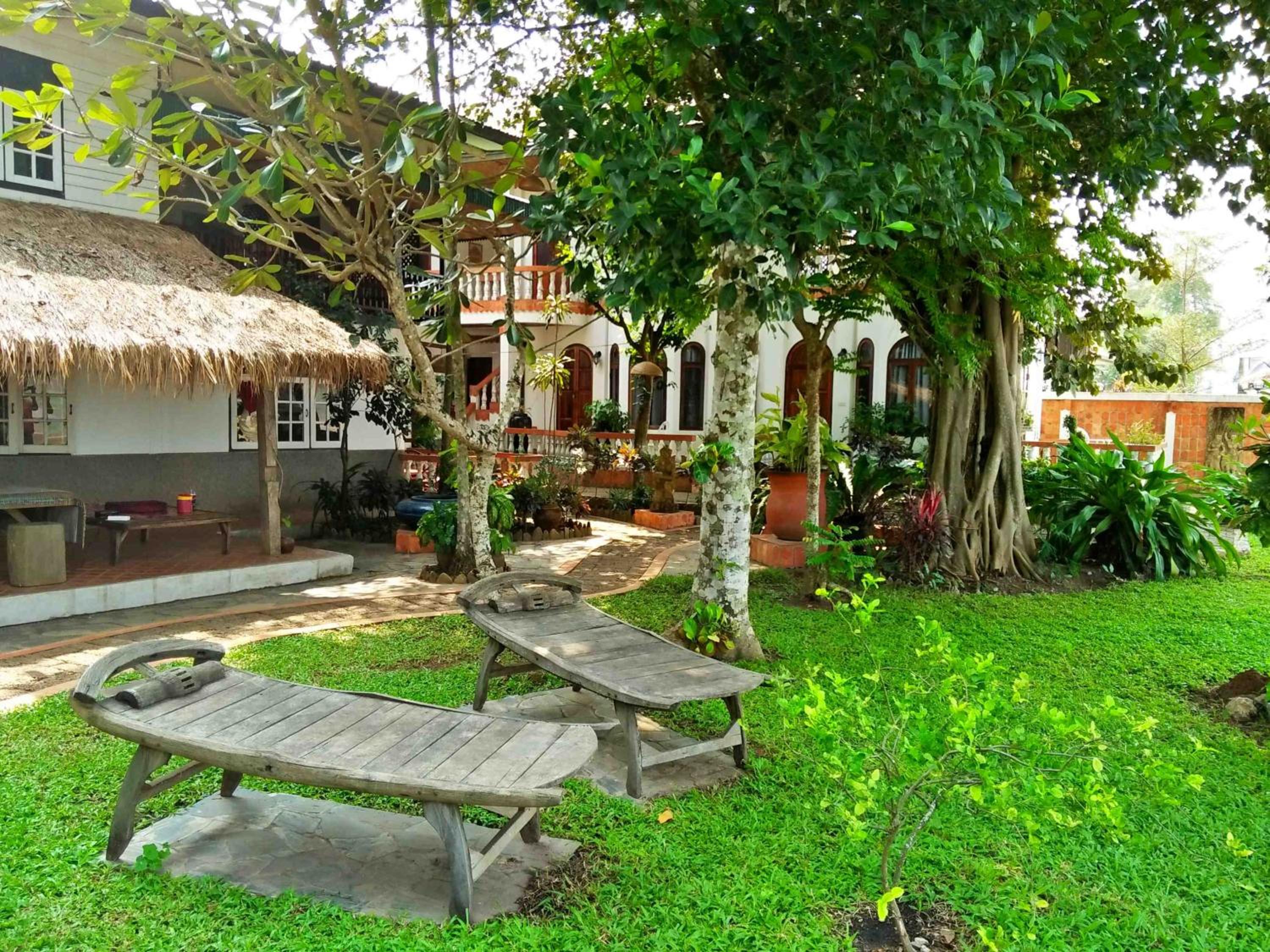 Mut Mee Garden Guest House